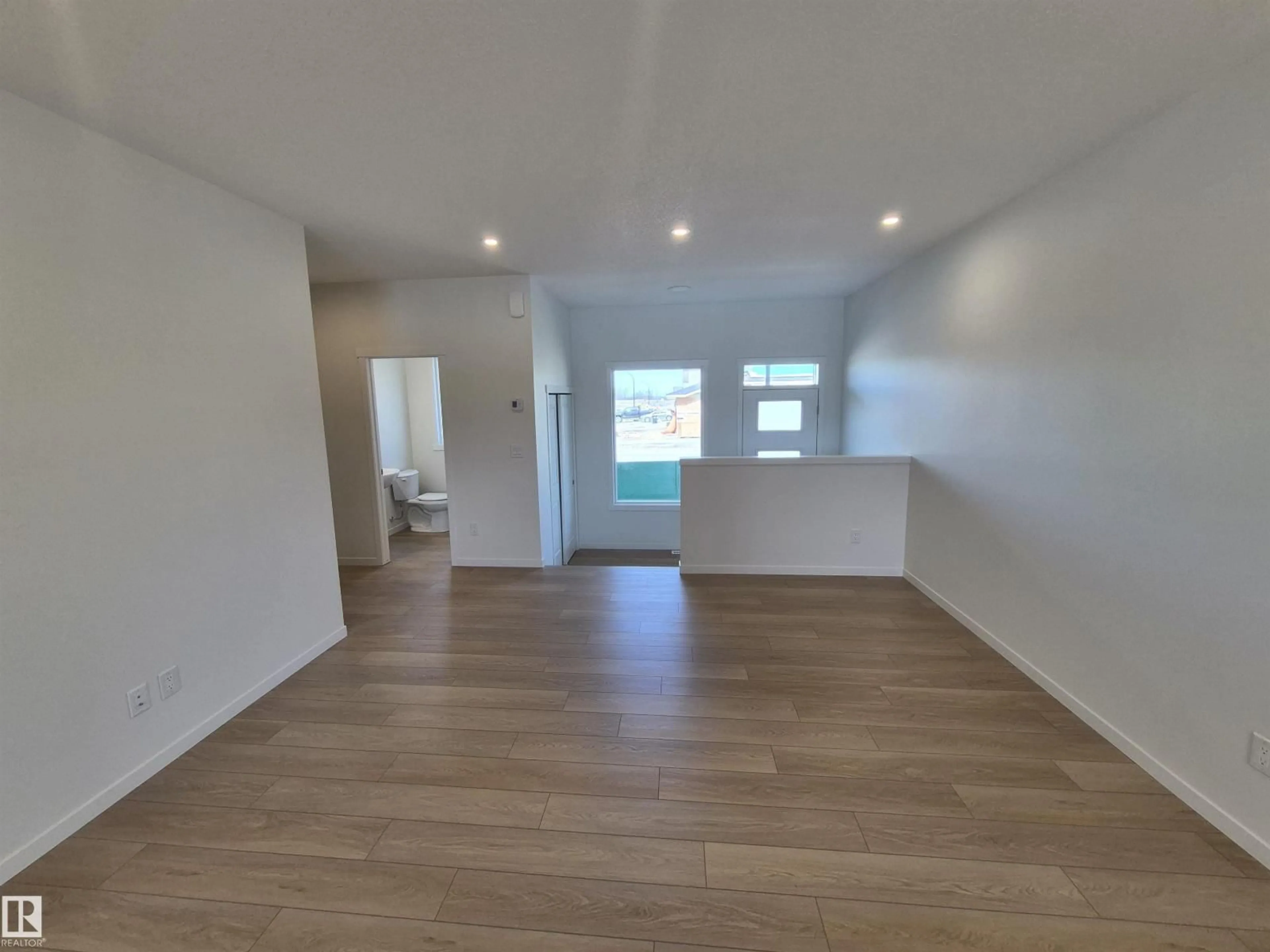 A pic of a room for 1086 MCLEOD AV, Spruce Grove Alberta T7X4G8