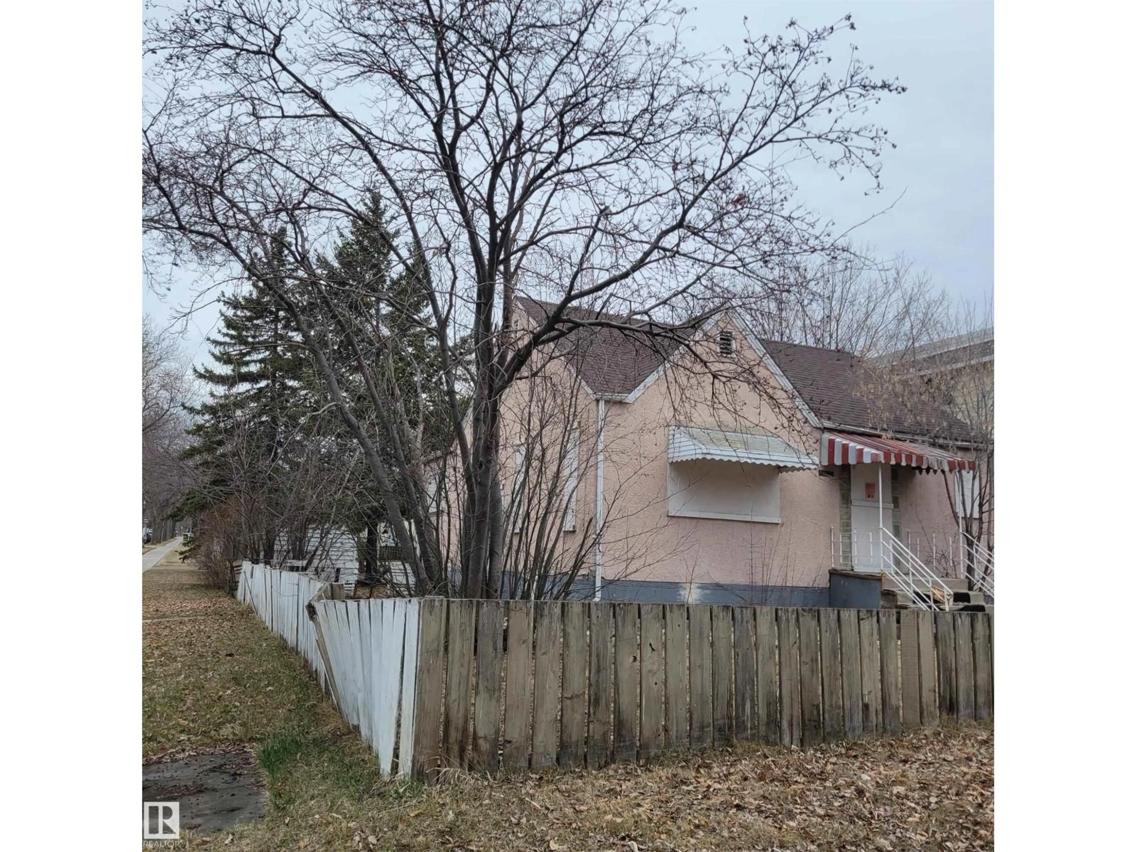 Unknown for NW - 10802 112 ST, Edmonton Alberta T5H3H3