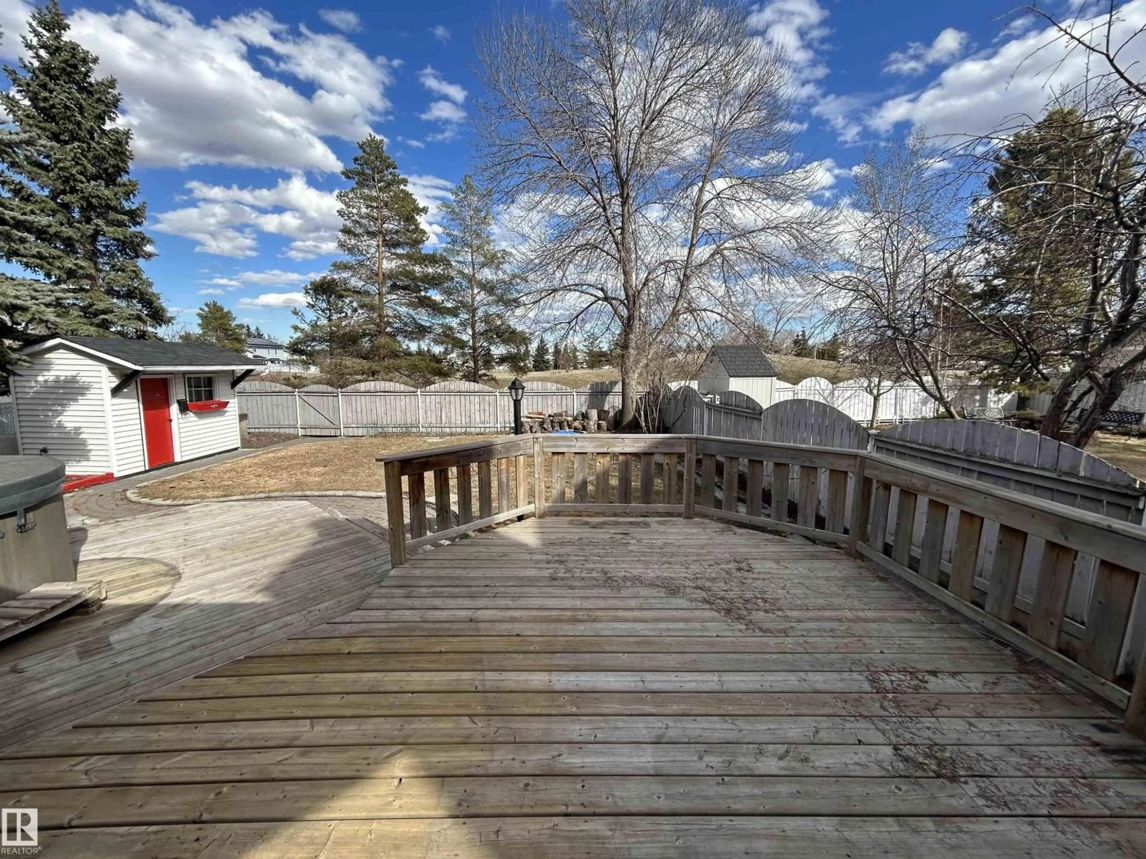 A pic from outside/outdoor area/front of a property/back of a property/a pic from drone, unknown for NW - 12327 45 ST, Edmonton Alberta T5W5C3