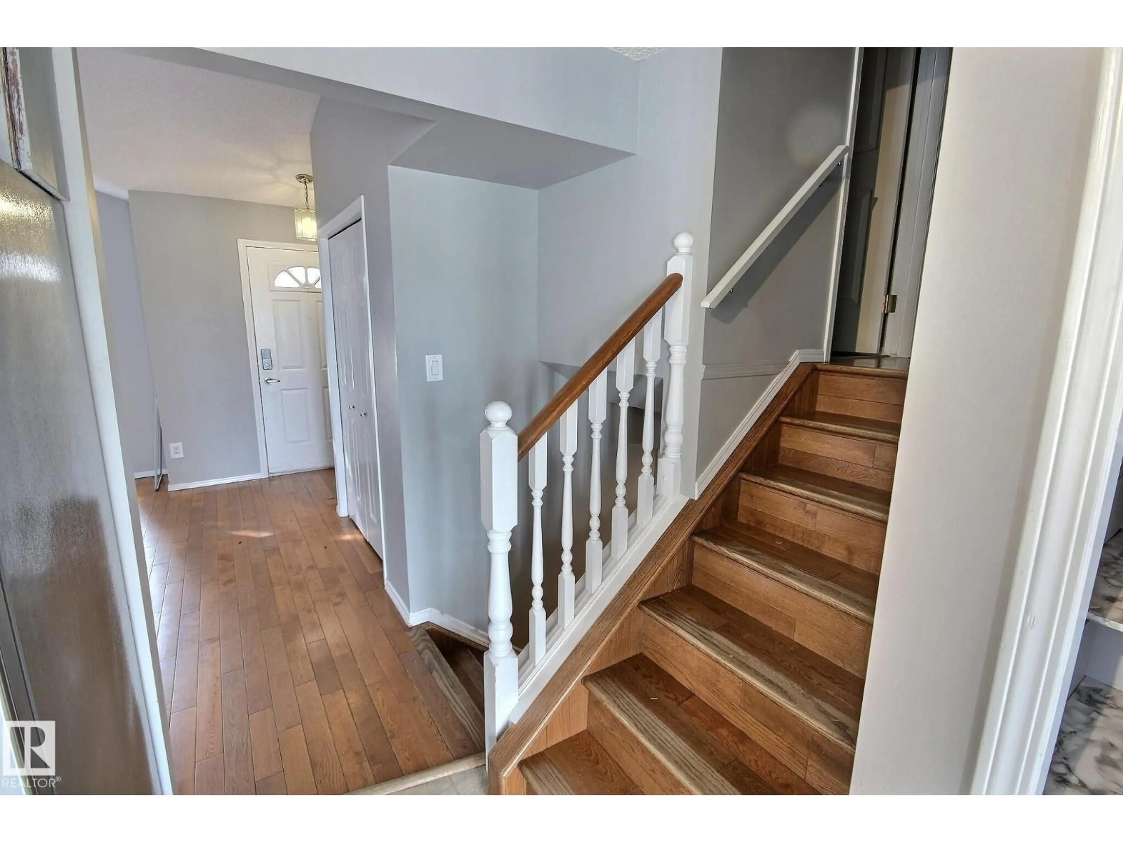 Unknown for NW - 12327 45 ST, Edmonton Alberta T5W5C3