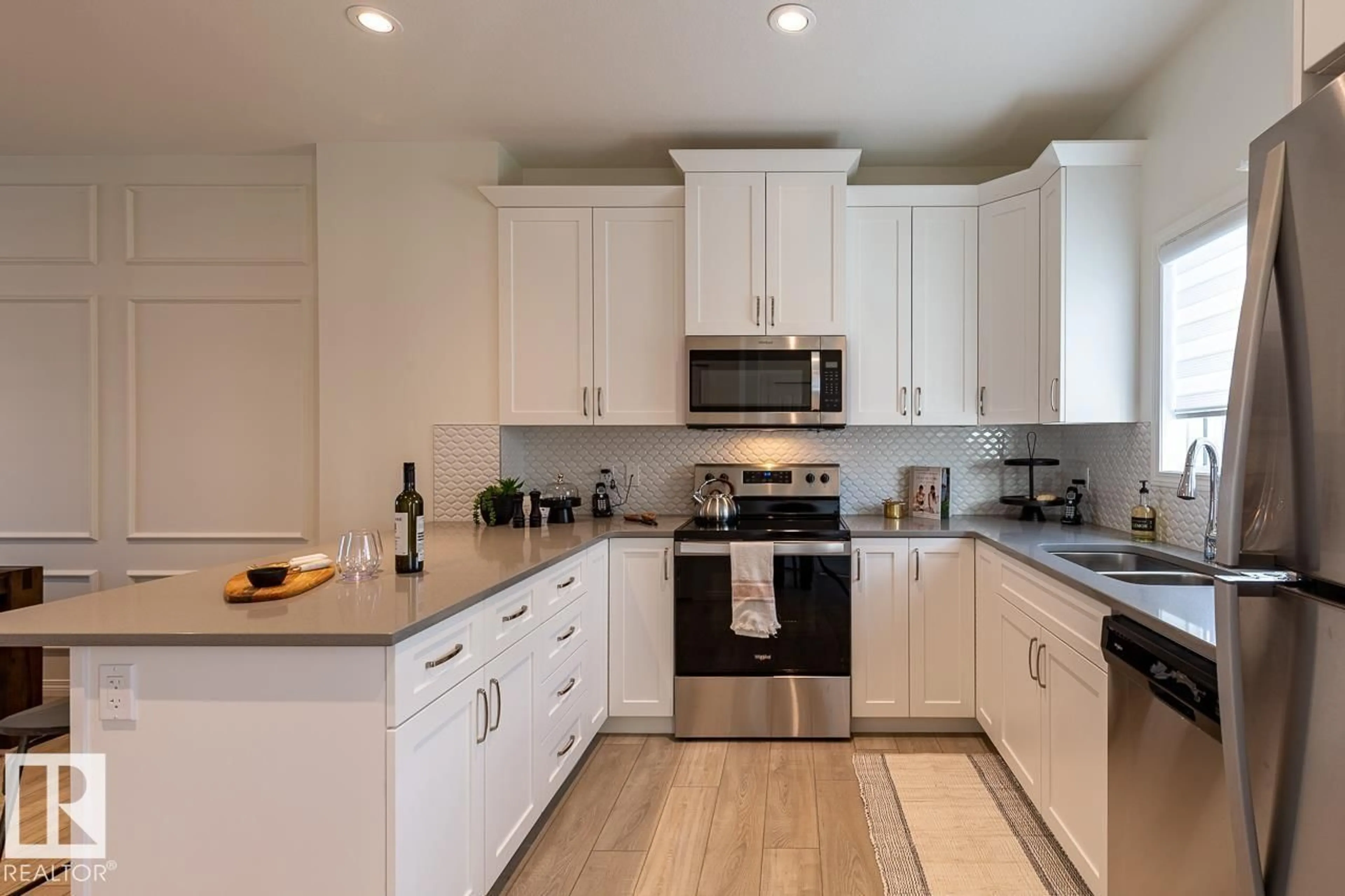 Open concept kitchen, unknown for 140 PIERWYCK LO, Spruce Grove Alberta T7X4G3