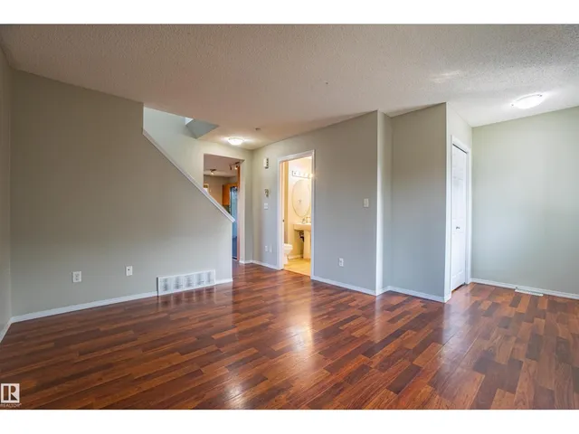 #51 - 2503 24 ST, Edmonton 5