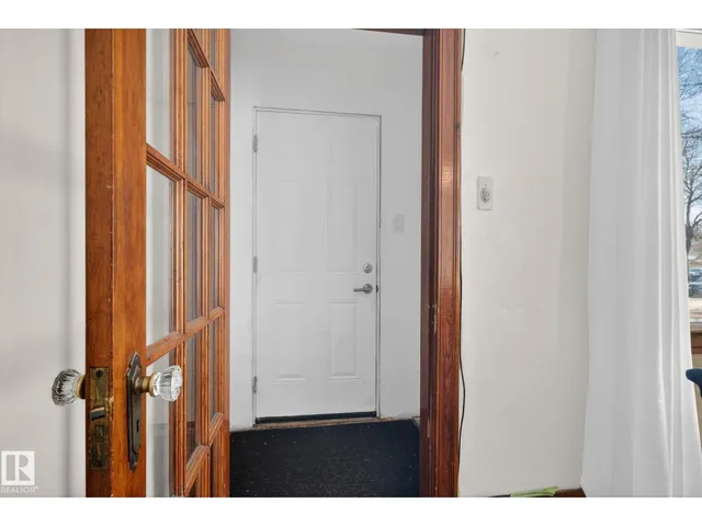 NW - 12230 95A ST, Edmonton 2