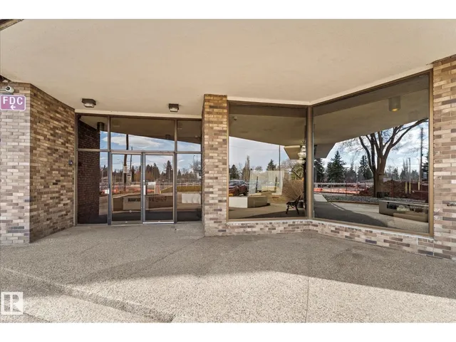 #102 - 13910 STONY PLAIN RD, Edmonton 3