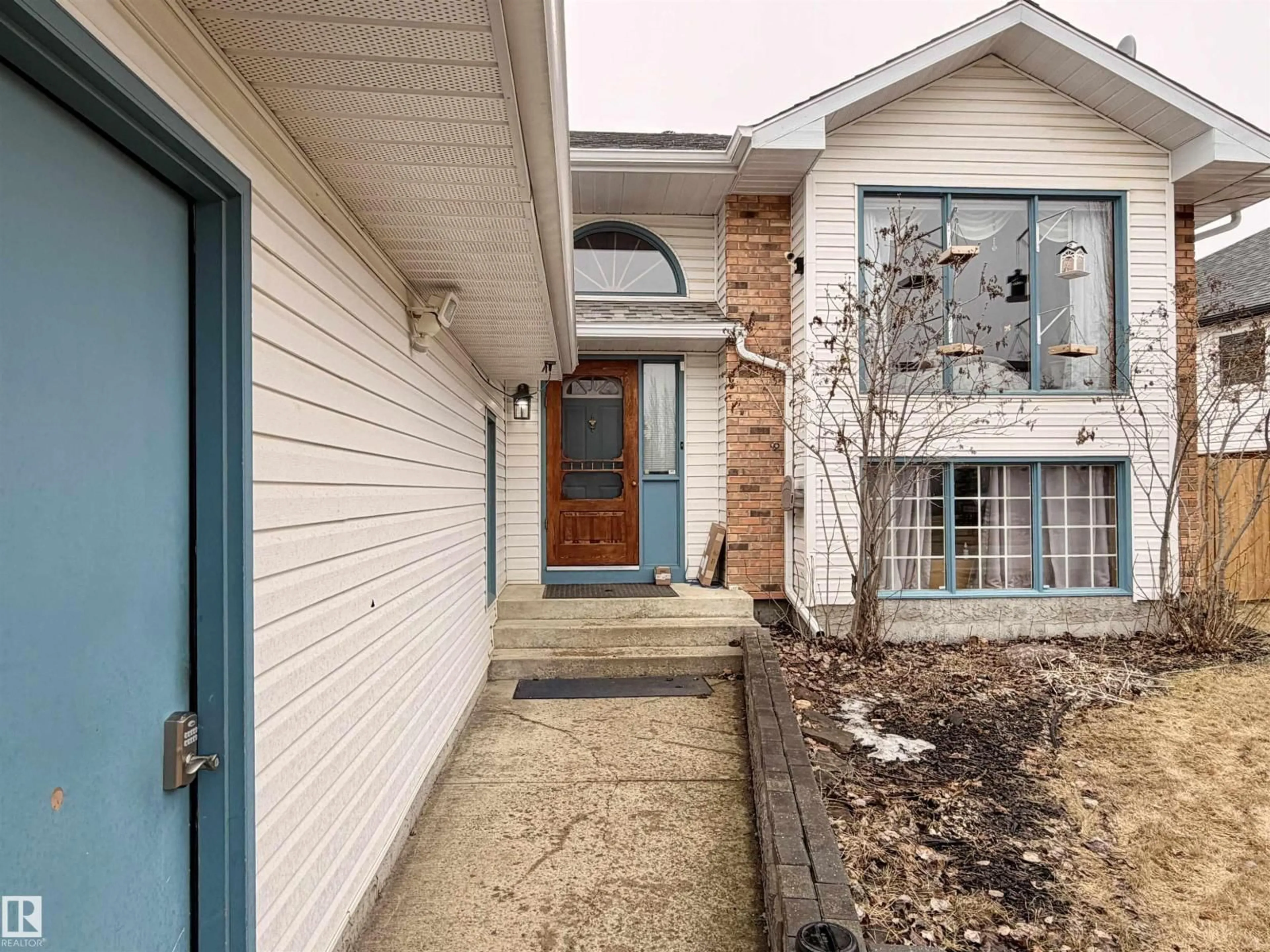 Unknown for 4035 MACKENZIE AV, Drayton Valley Alberta T7A1A9