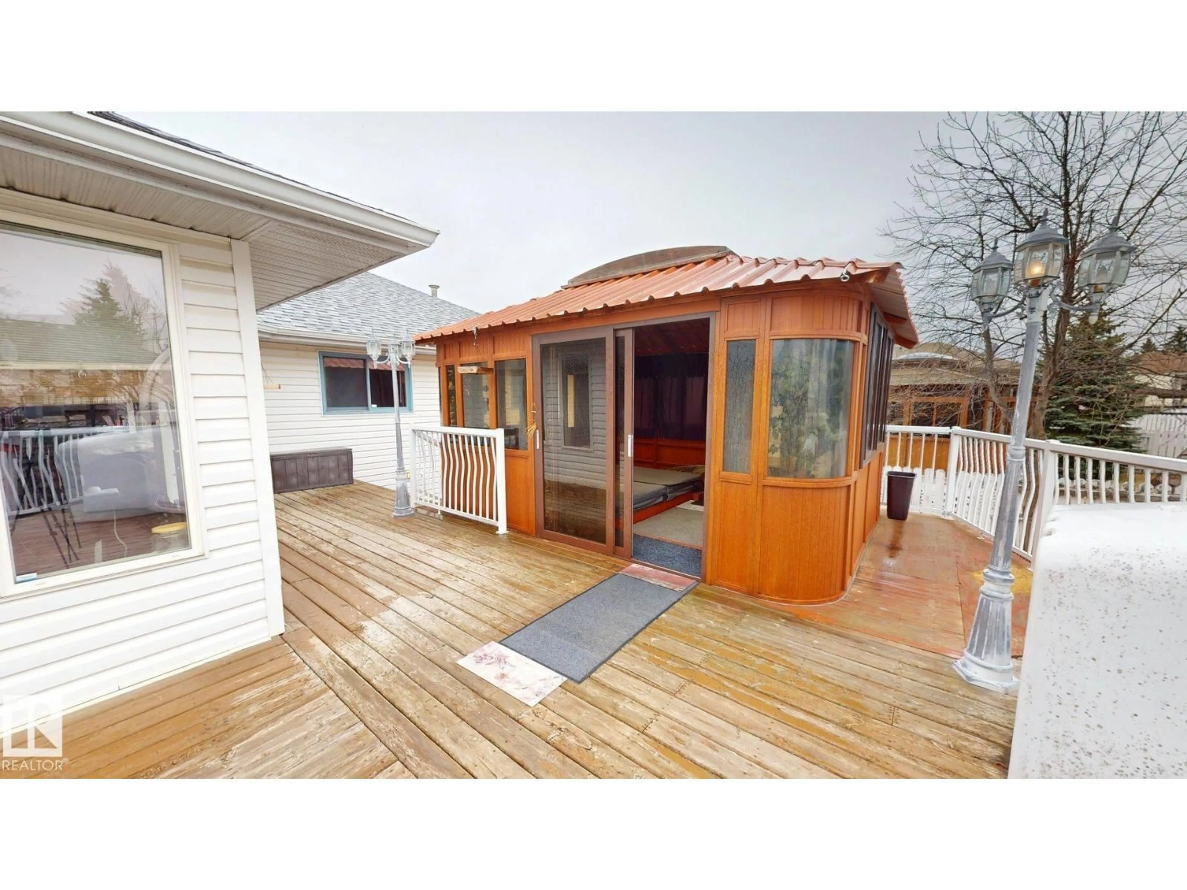 Patio, street for 4035 MACKENZIE AV, Drayton Valley Alberta T7A1A9