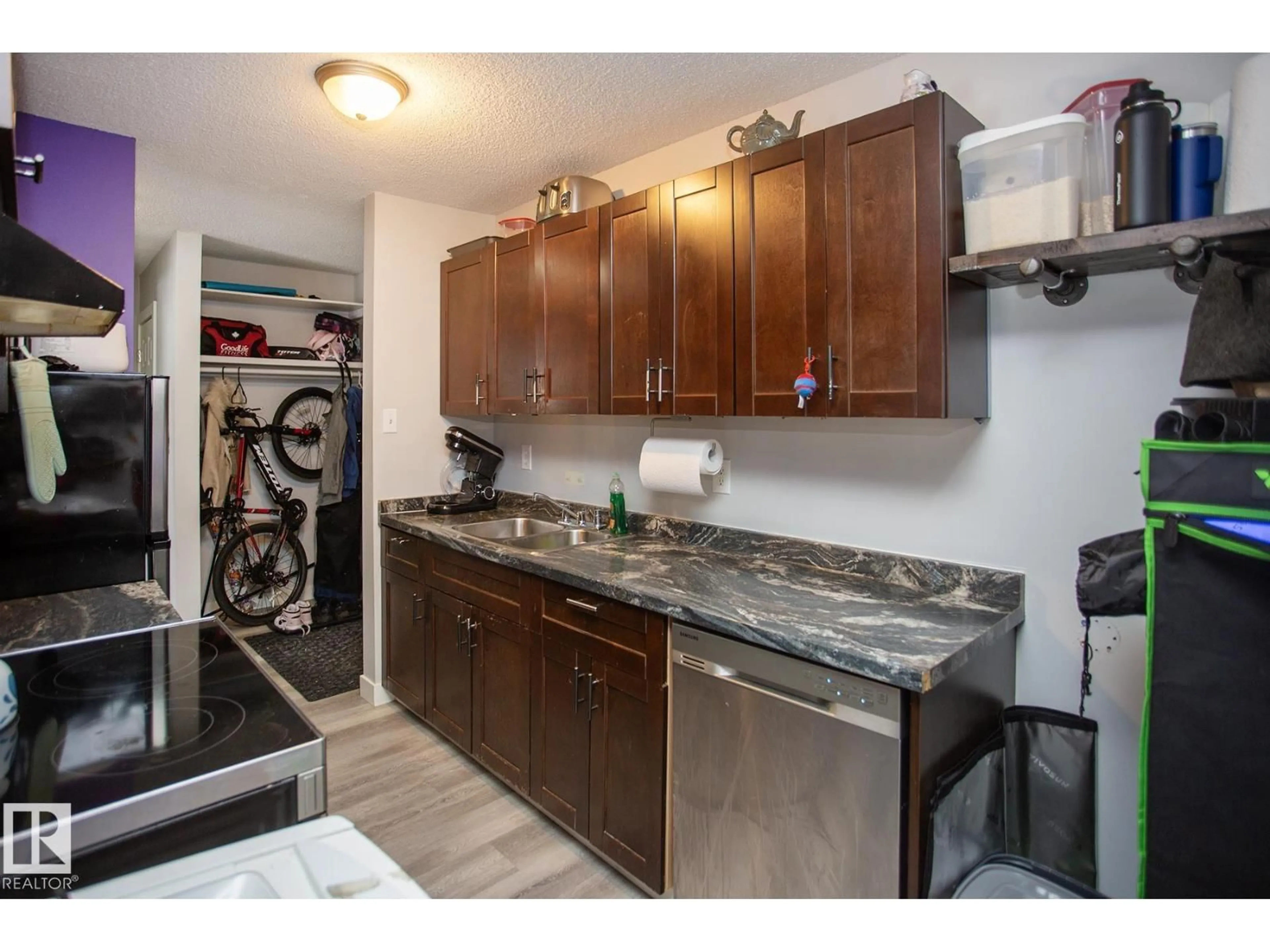 Standard kitchen, unknown for #201 - 10606 123 ST, Edmonton Alberta T5N1P2