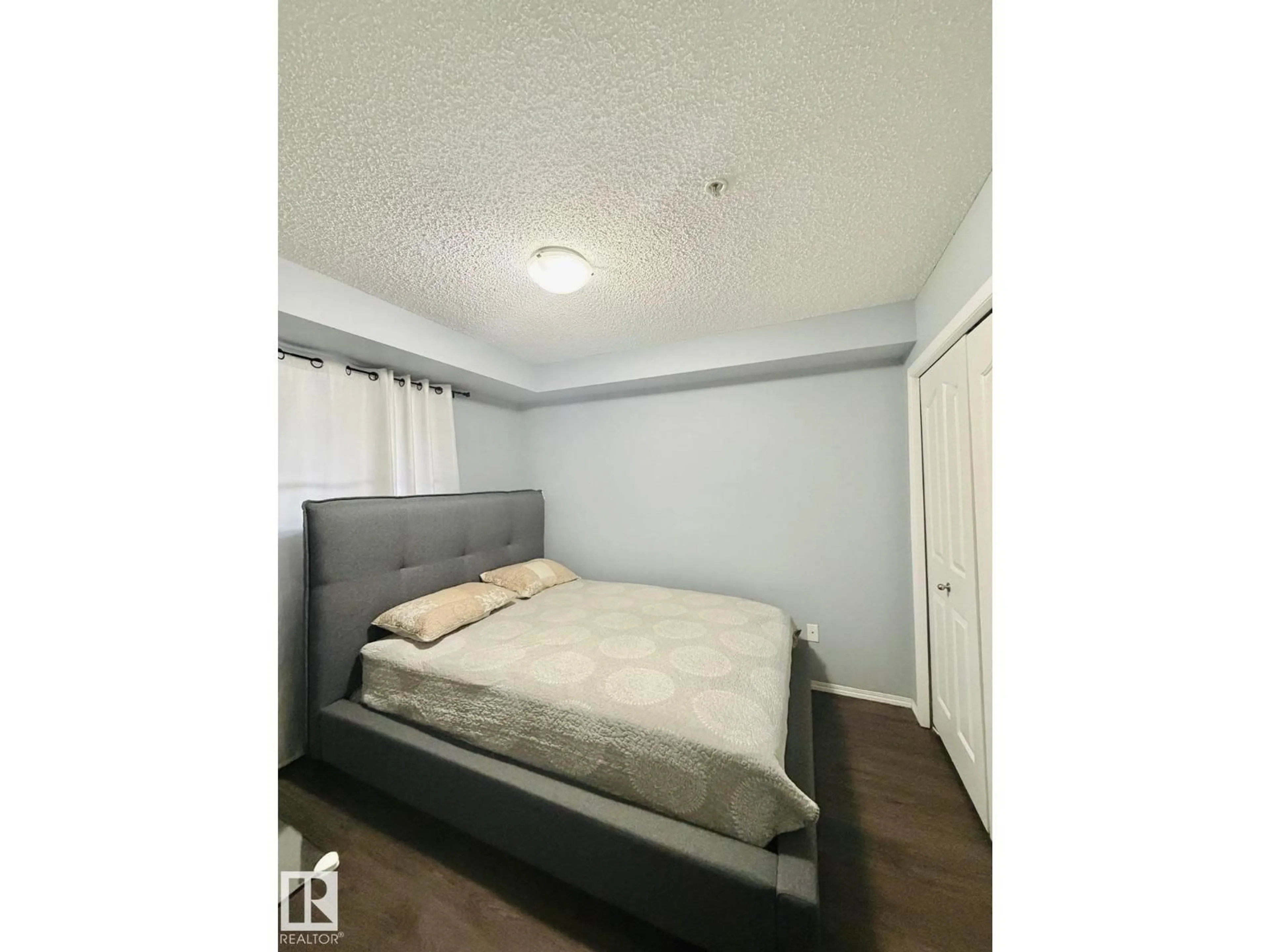 A pic of a room for 270 - 122 MCCONACHIE DR, Edmonton Alberta T5Y0K8