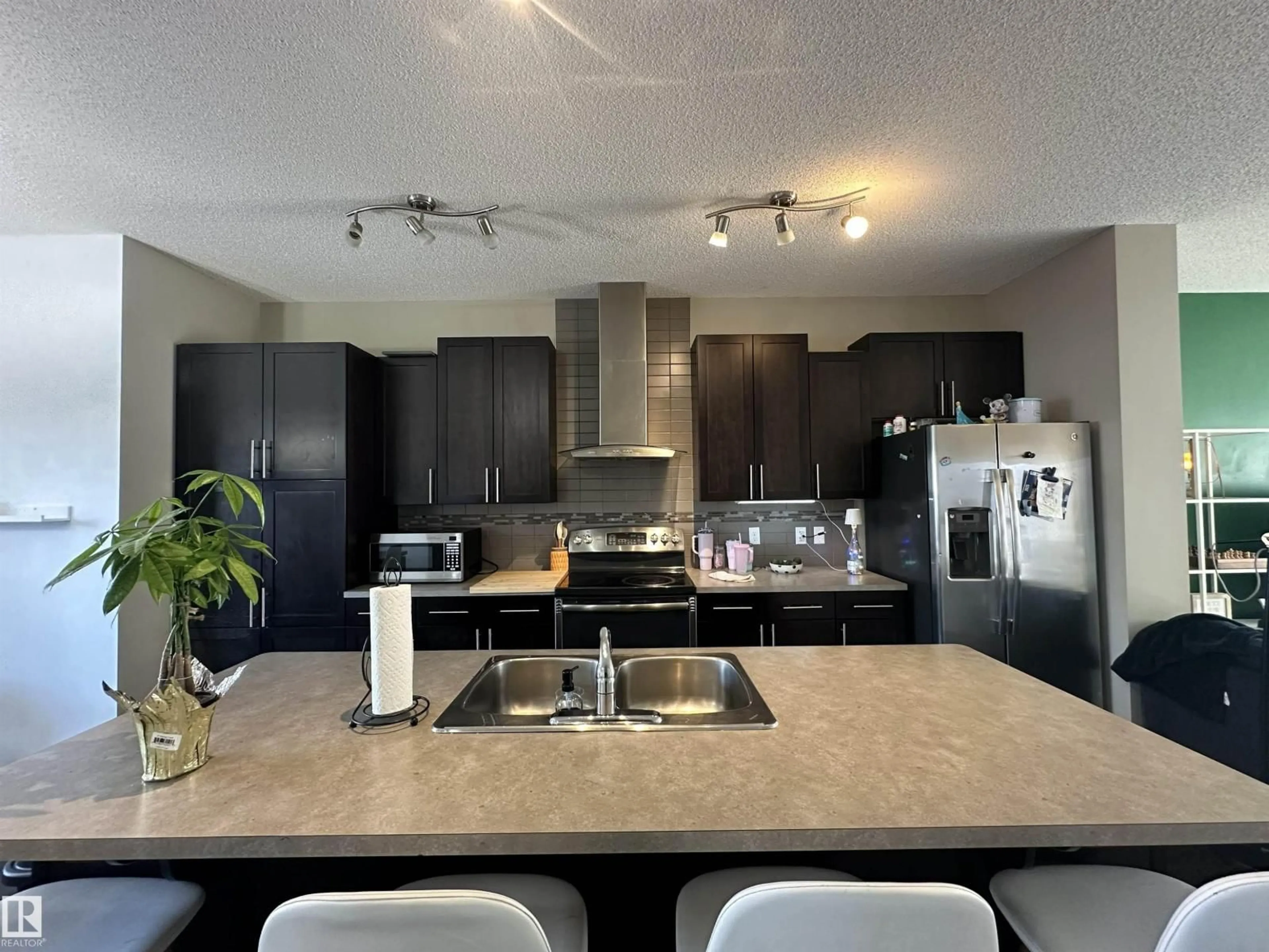 Open concept kitchen, unknown for 194 ALLARD LINK, Edmonton Alberta T6W2J2