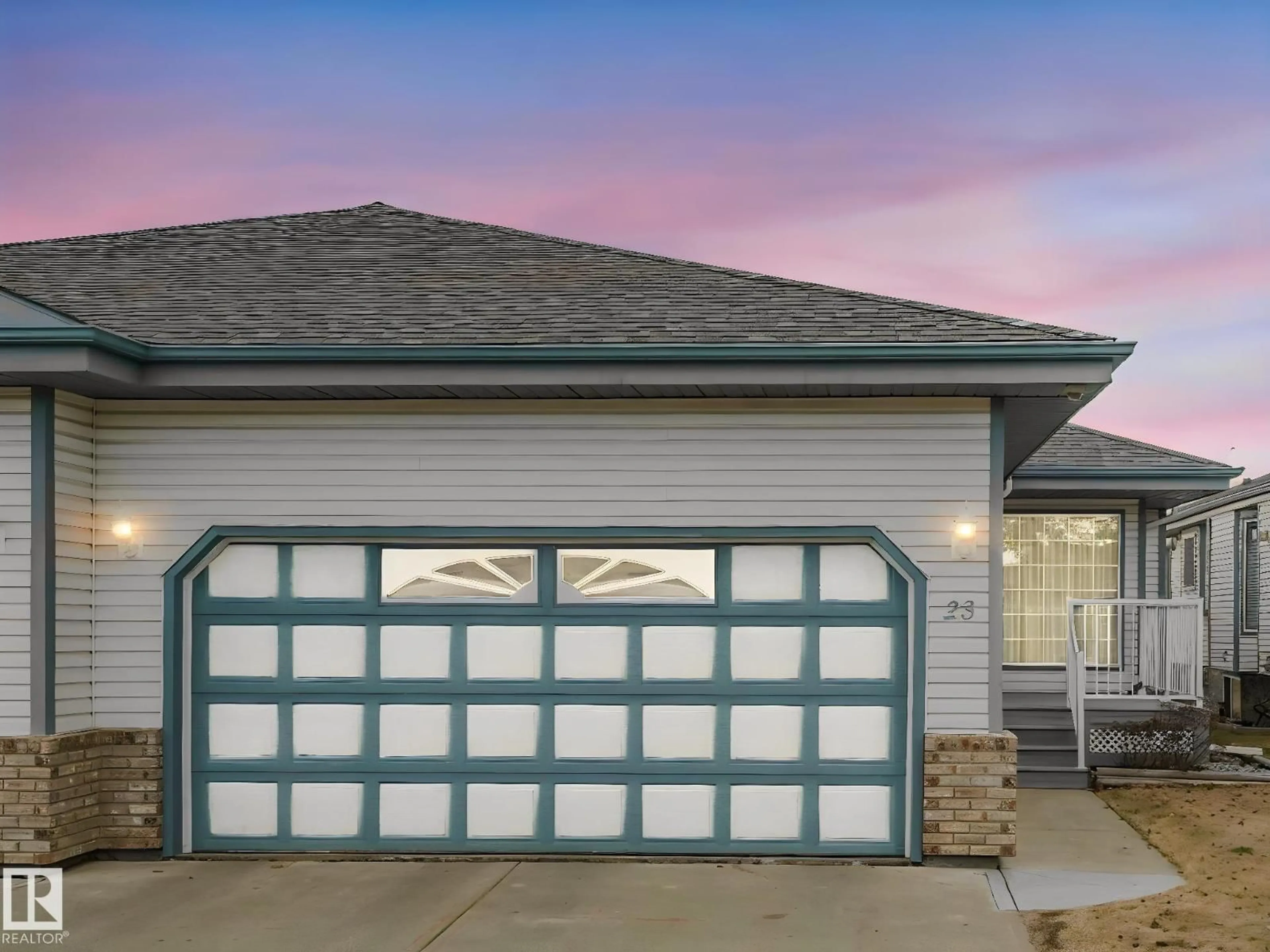 Indoor garage for #23 - 9731 174 ST, Edmonton Alberta T5T6G4