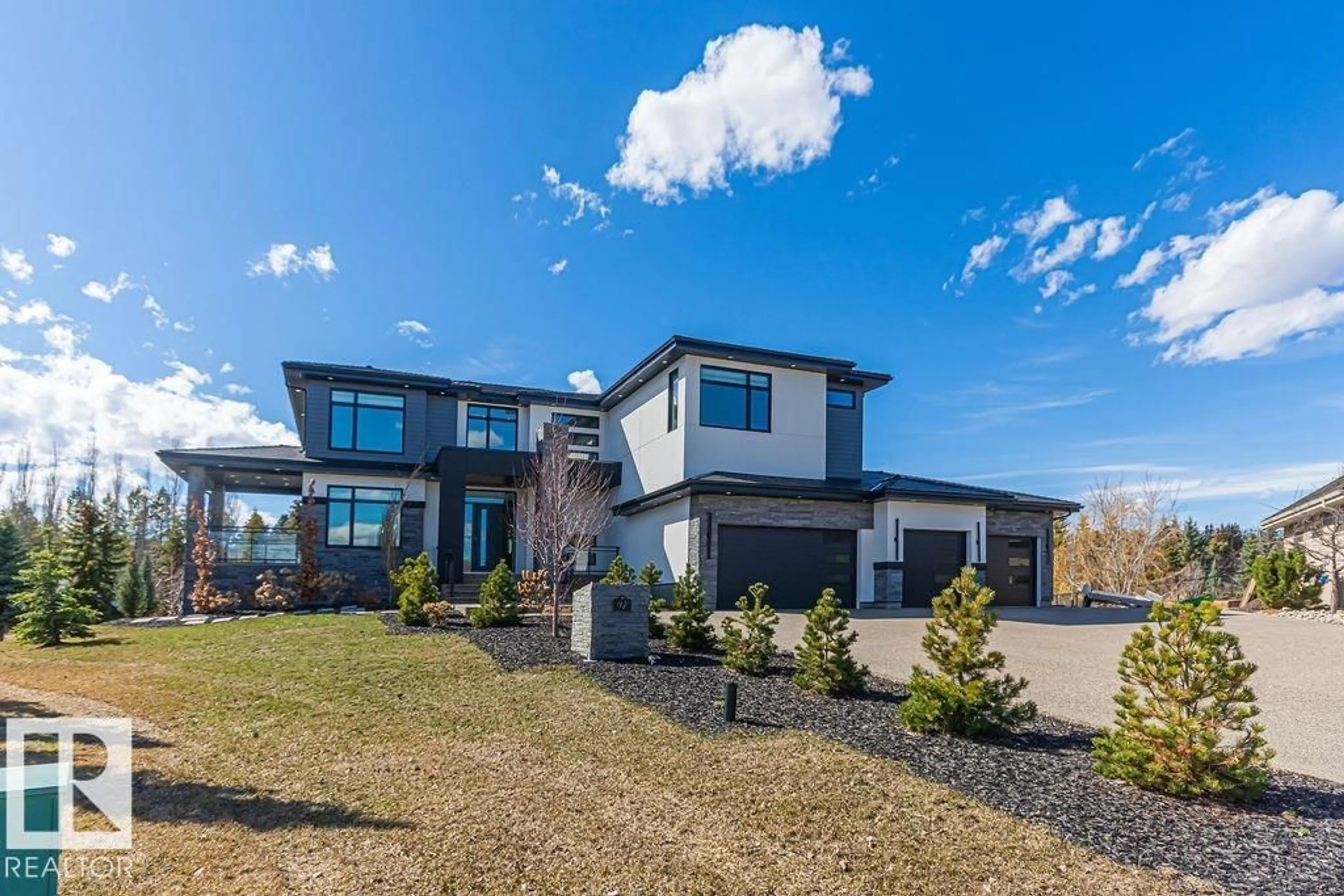Home with vinyl exterior material, mountain view for 97 PINNACLE TC, Rural Sturgeon County Alberta T8T0B5