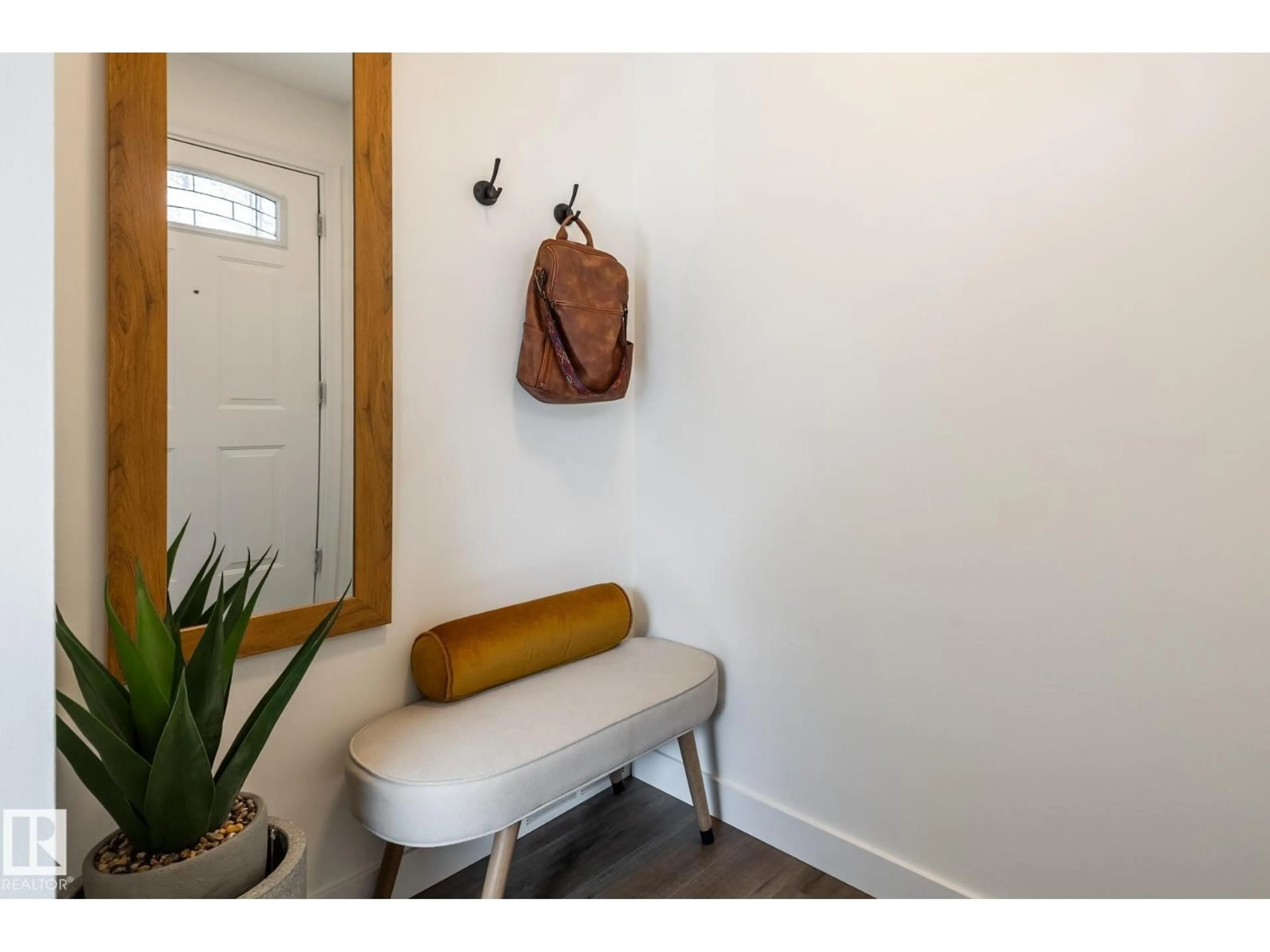 Indoor entryway for NW - 10930 131 ST, Edmonton Alberta T5M1B4