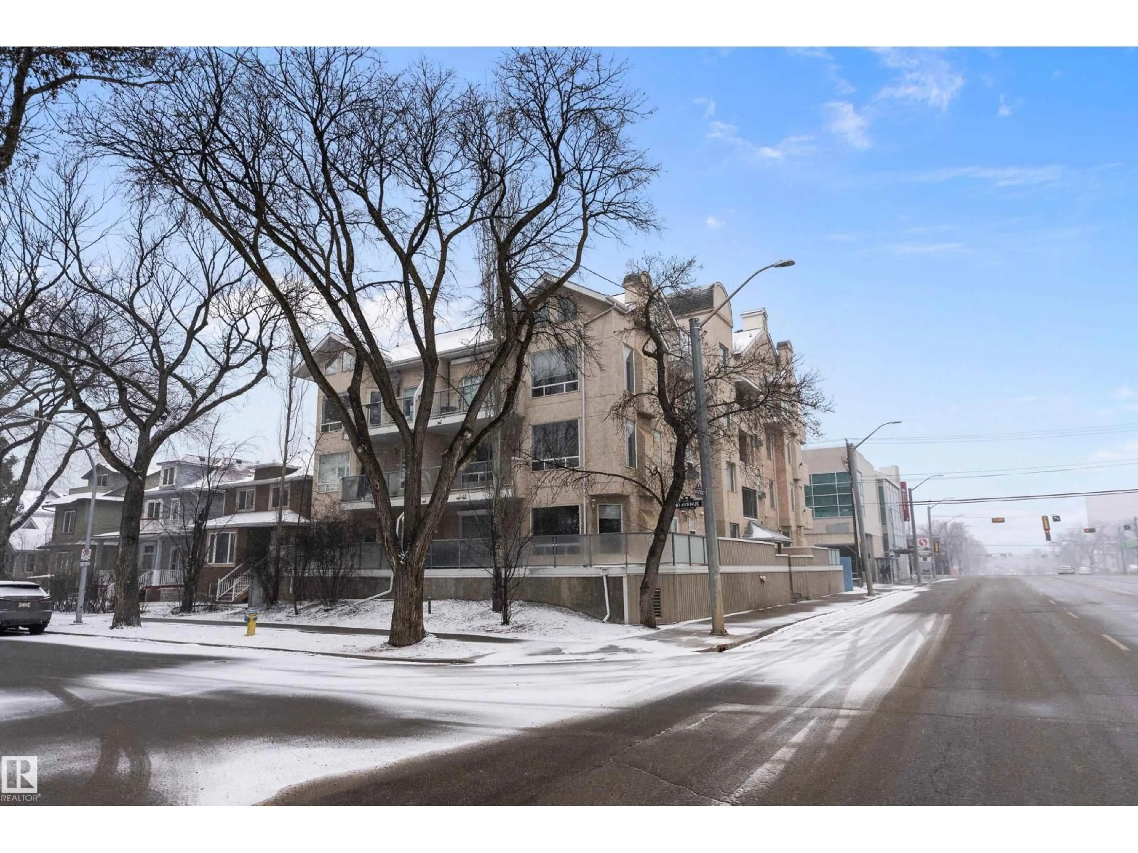 Blurry image for #301 - 8108 109 ST NW, Edmonton Alberta T6G2V7