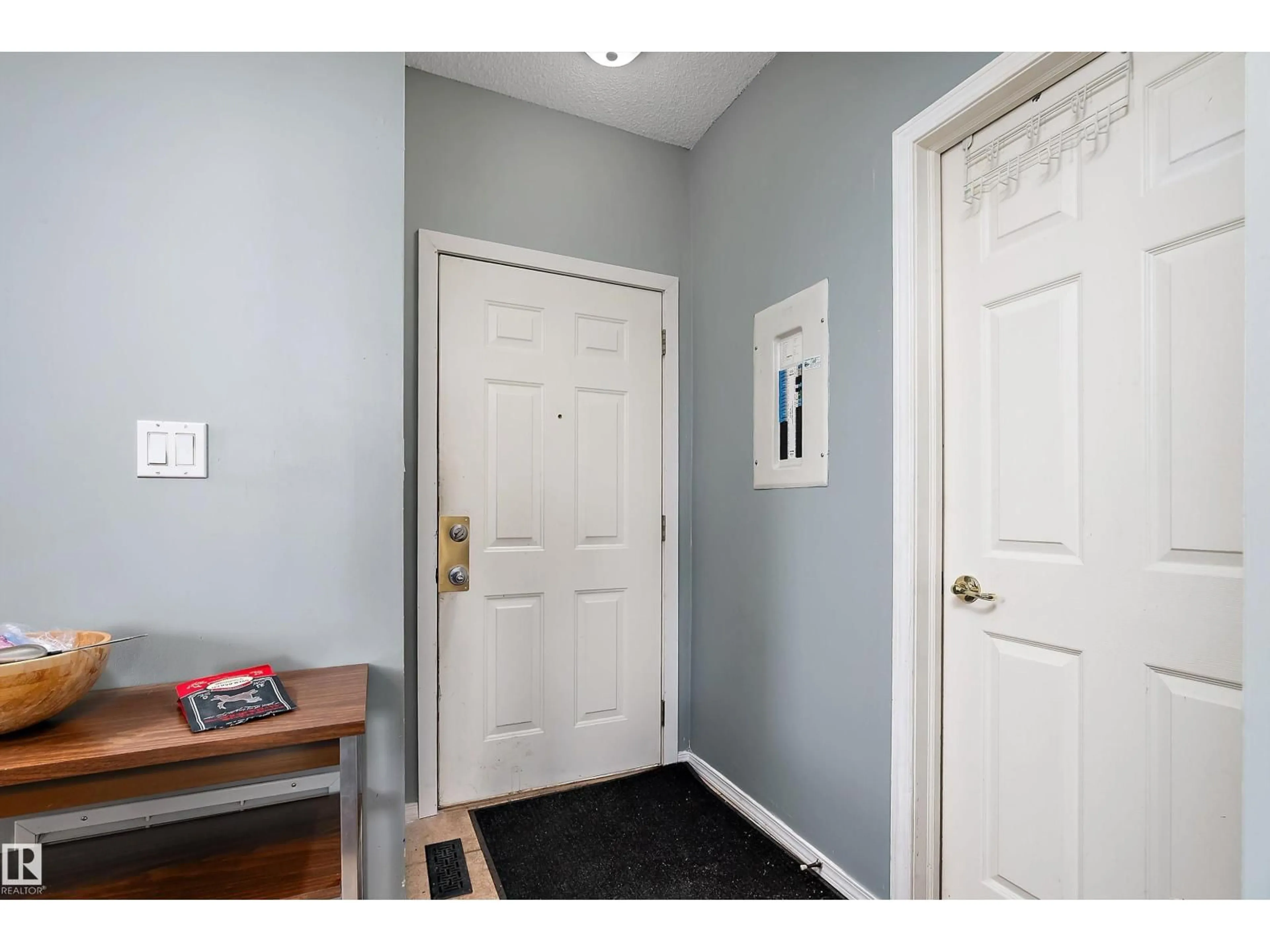 Indoor entryway for #301 - 8108 109 ST NW, Edmonton Alberta T6G2V7