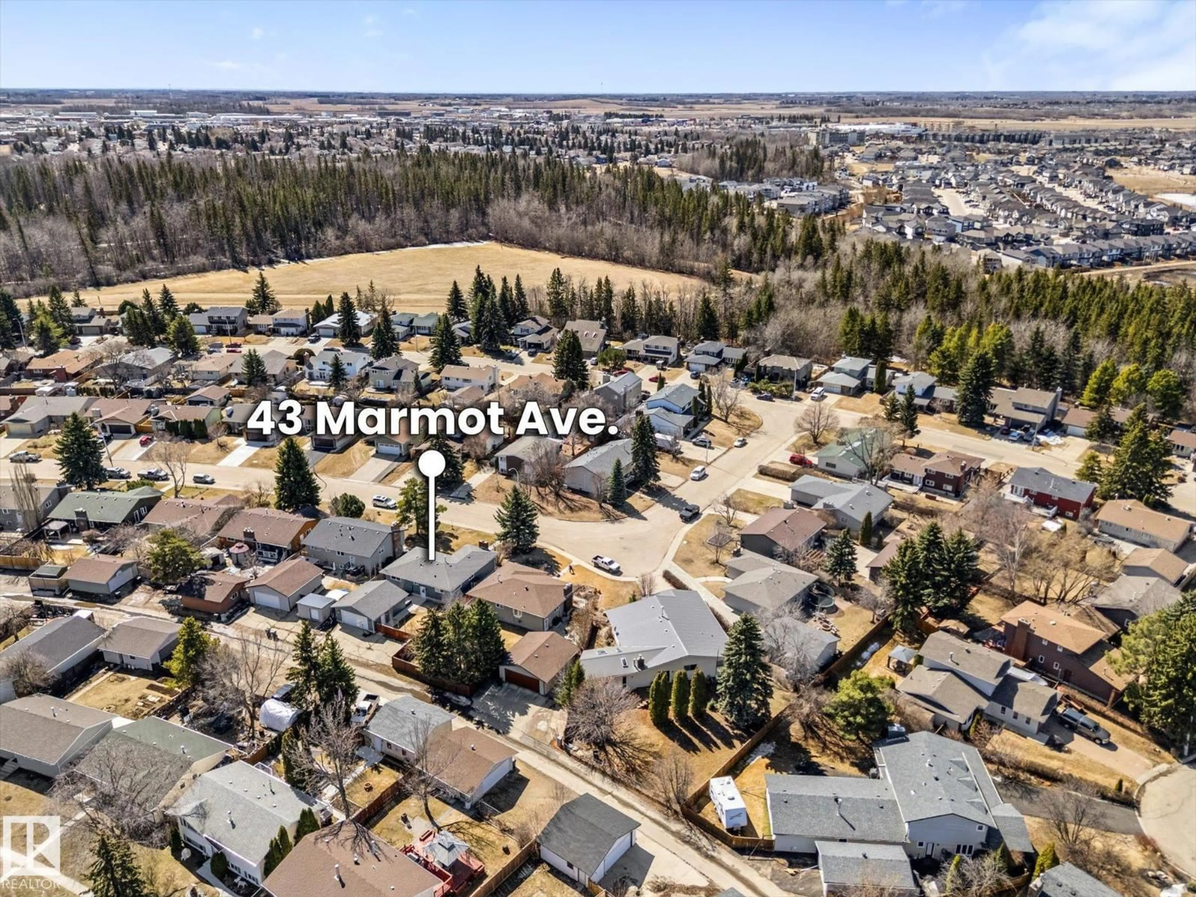 A pic from outside/outdoor area/front of a property/back of a property/a pic from drone, mountain view for 43 MARMOT AV, Spruce Grove Alberta T7X2N7