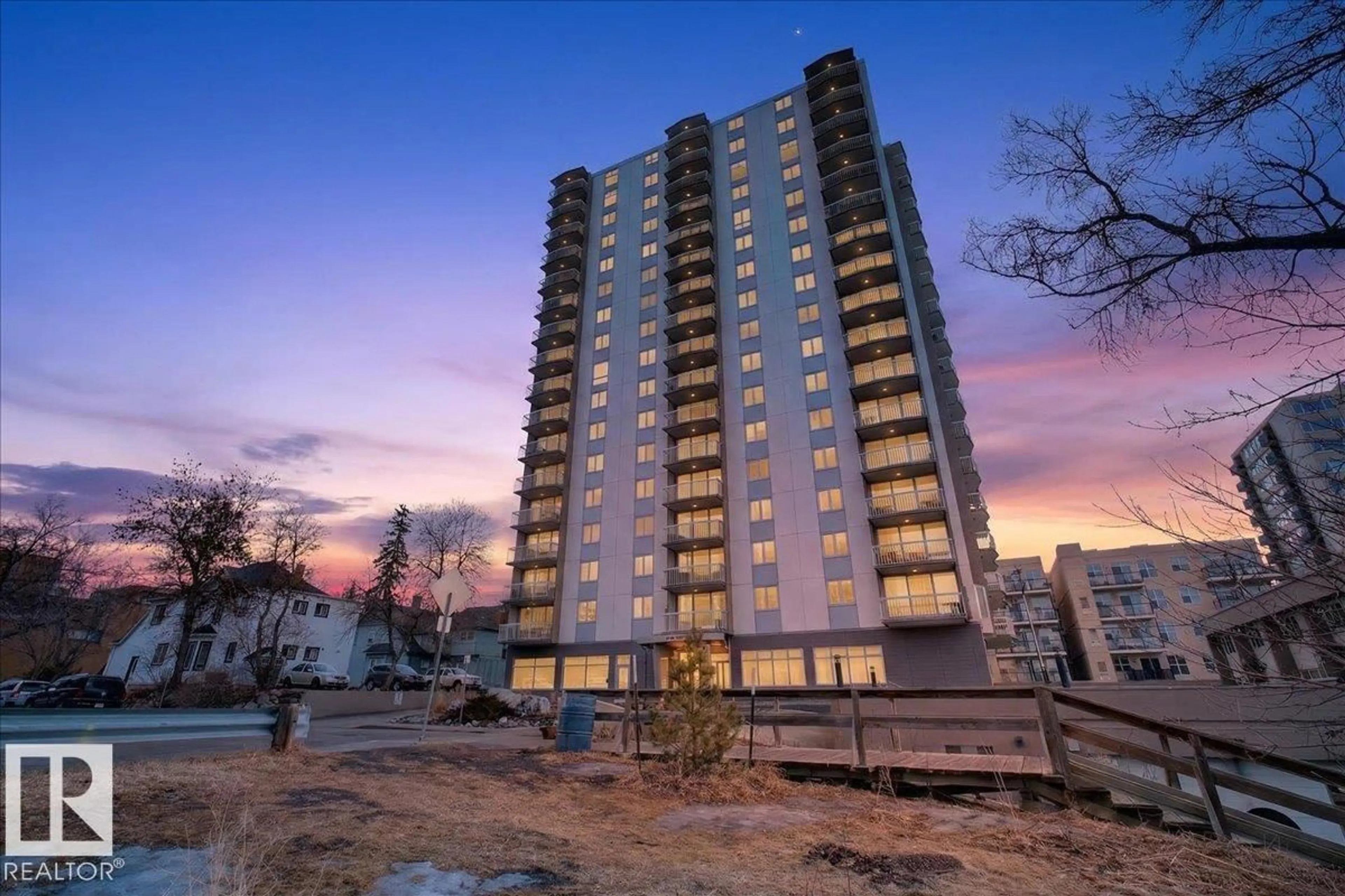 Unknown for NW - 9835 113 ST, Edmonton Alberta T5K1N4