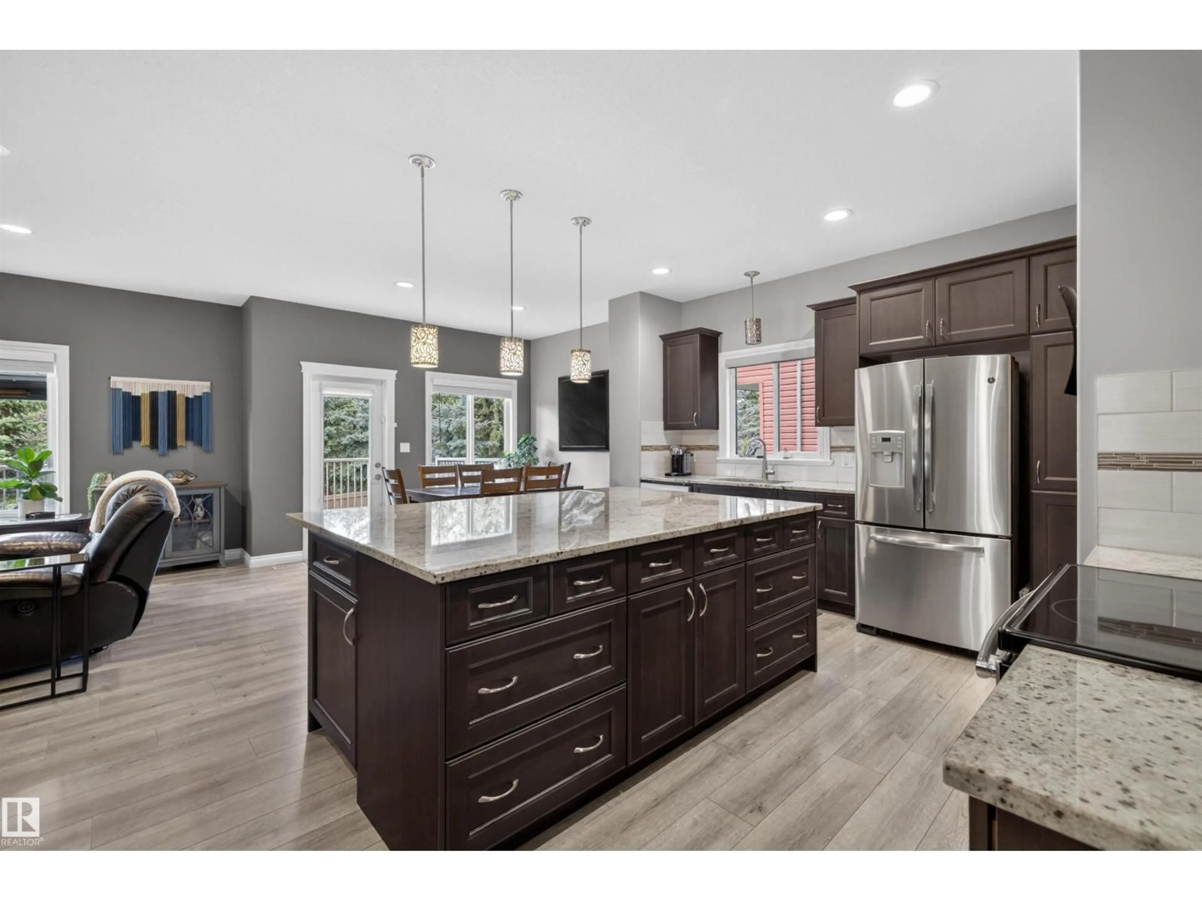 Open concept kitchen, unknown for 3353 HILTON CR, Edmonton Alberta T6M0N5