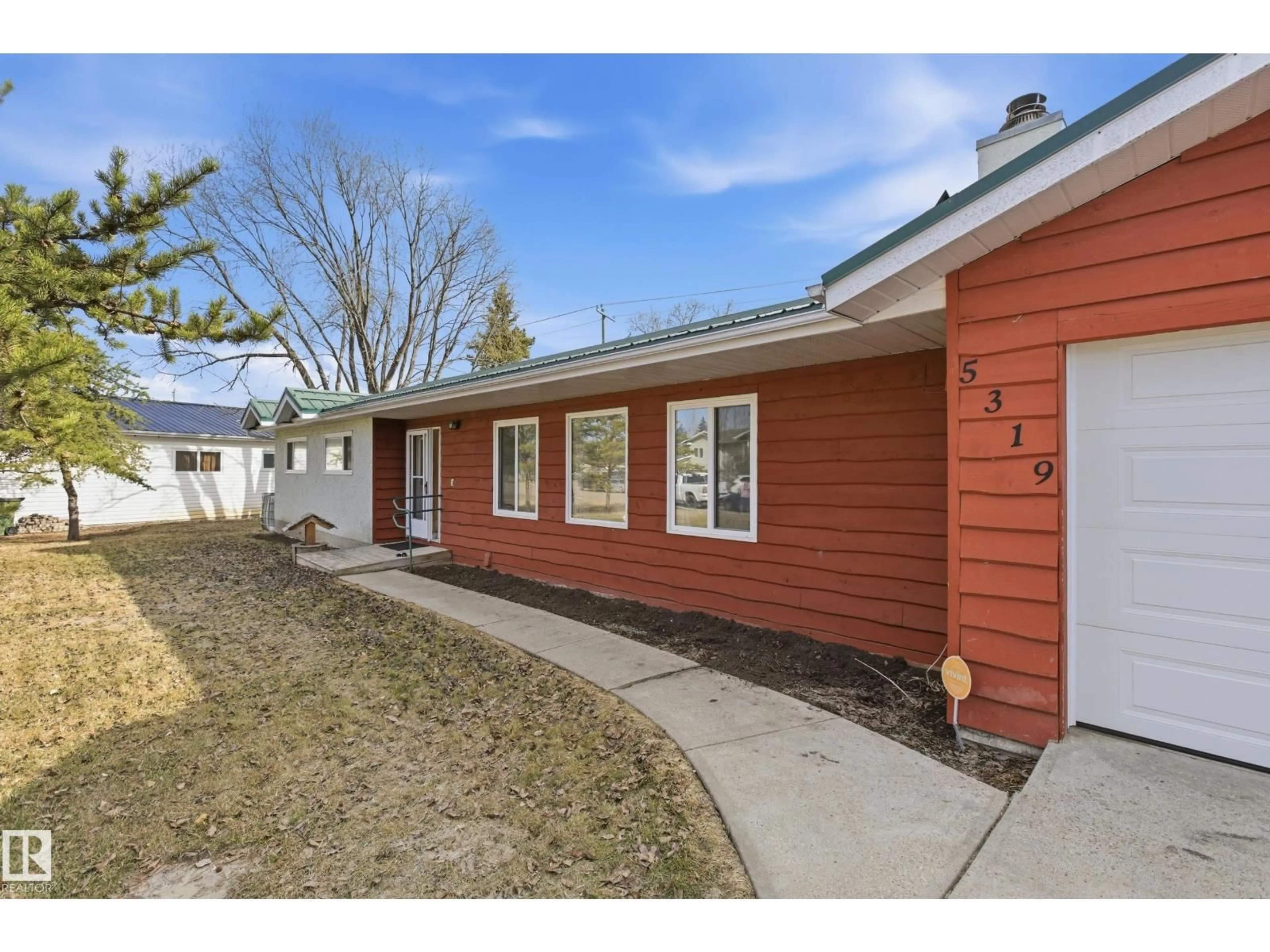 Unknown for 5319 49 AV, Onoway Alberta T0E1V0