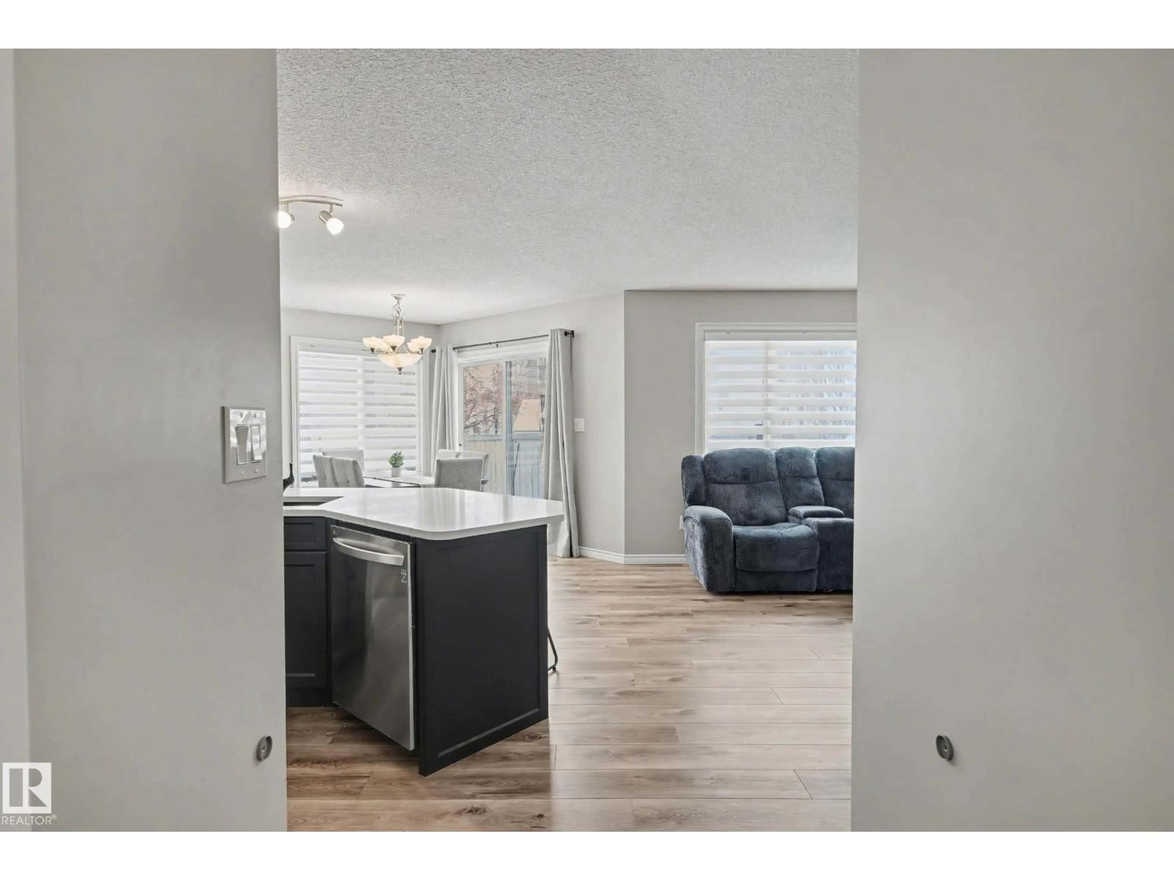 Open concept kitchen, unknown for SW - 8720 11 AV, Edmonton Alberta T6X1J5