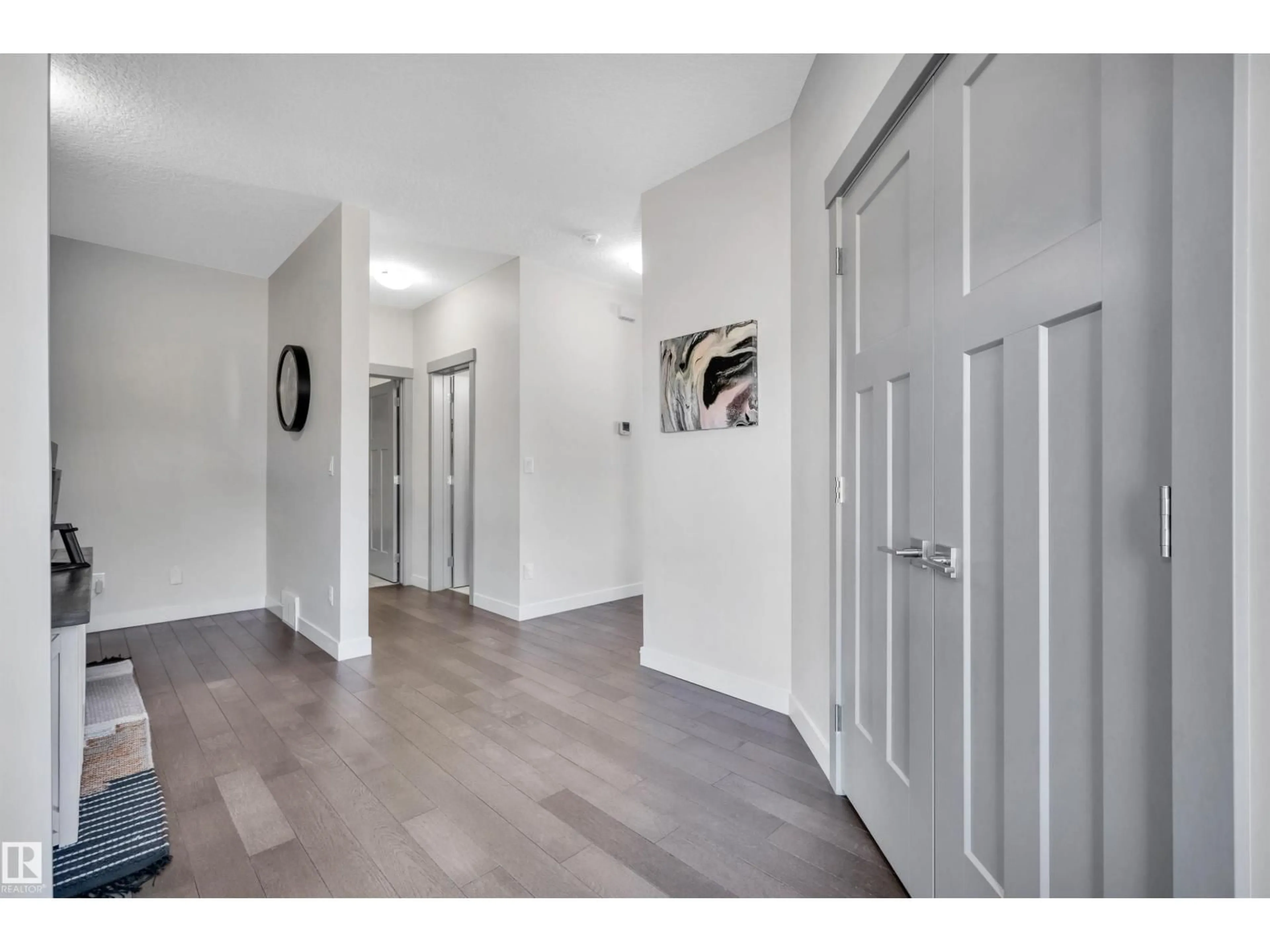 Indoor entryway for 17632 77 ST, Edmonton Alberta T5Z0N3