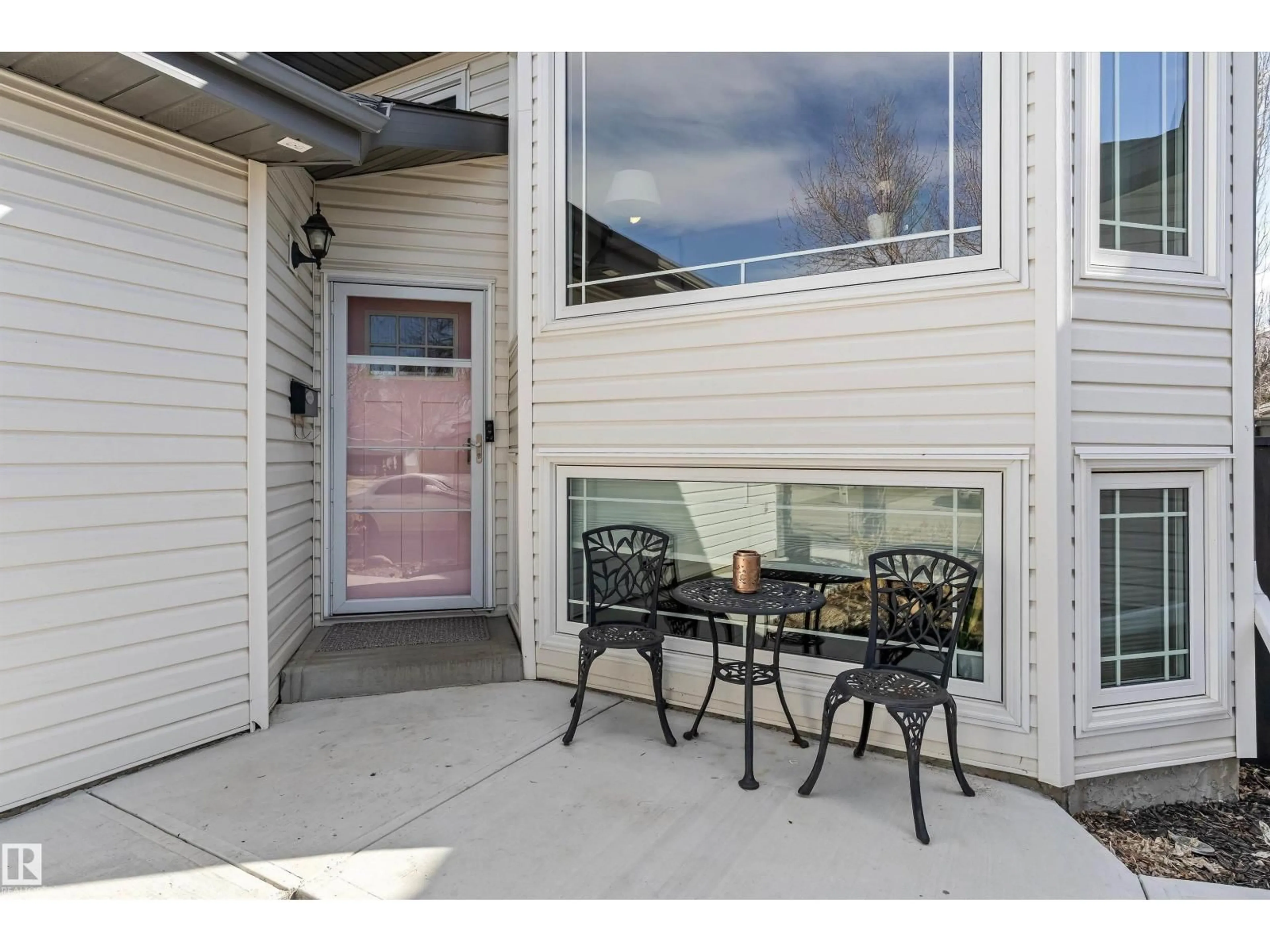 Patio, unknown for 3 DARLINGTON DR, Sherwood Park Alberta T8H1R8