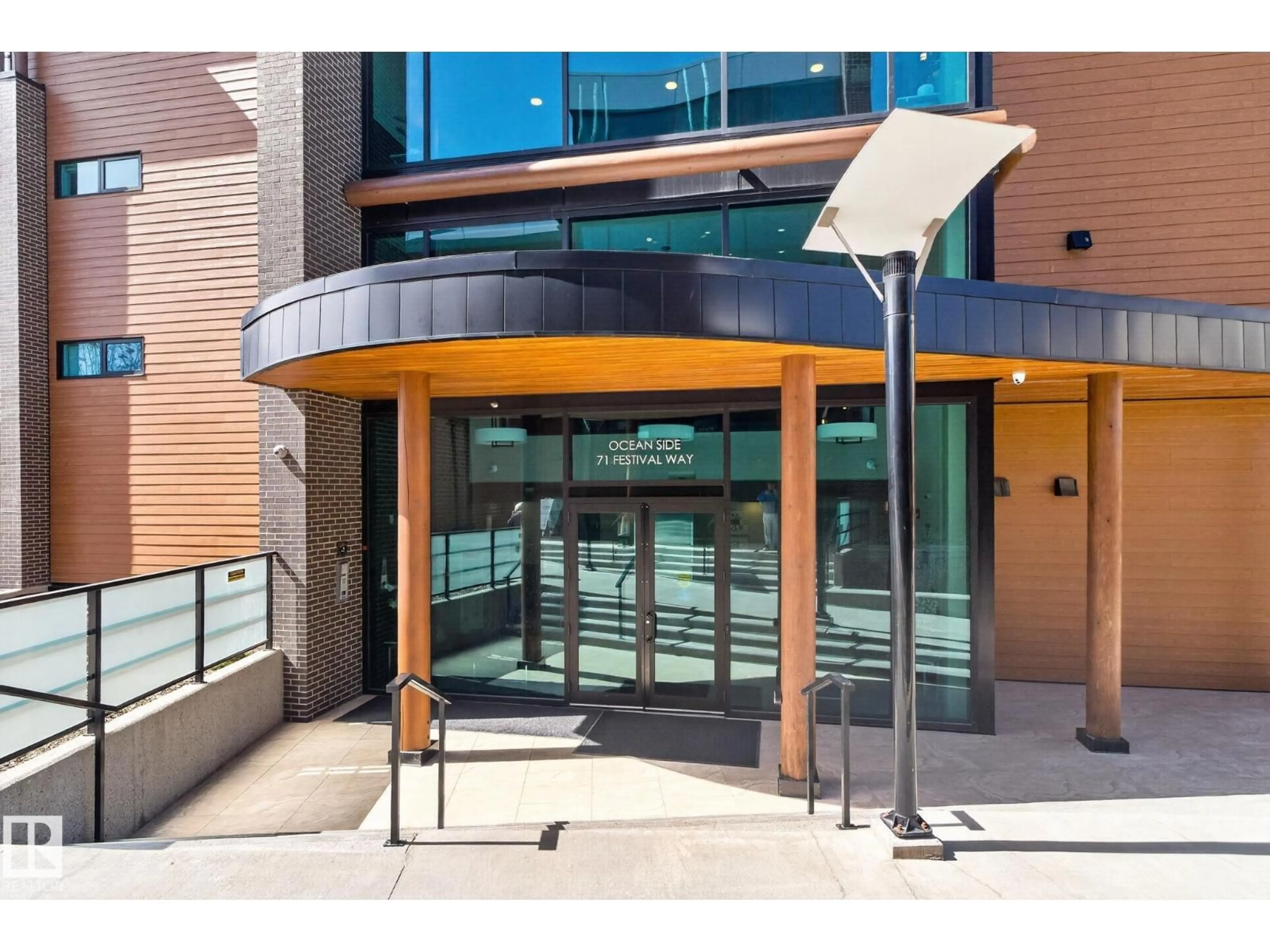 Indoor foyer for 315 71 FESTIVAL WY, Sherwood Park Alberta T8A4Z1