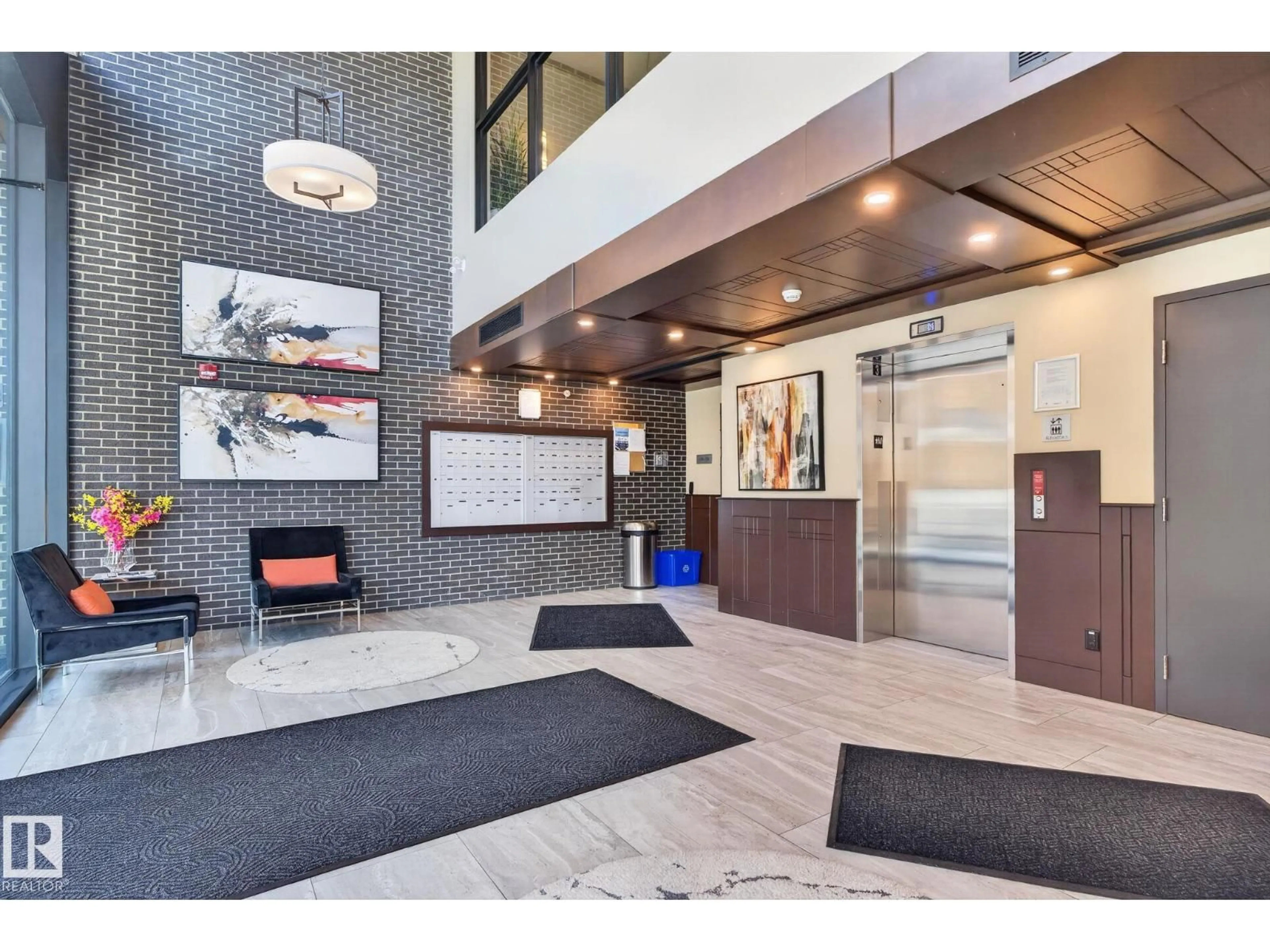 Lobby for 315 71 FESTIVAL WY, Sherwood Park Alberta T8A4Z1