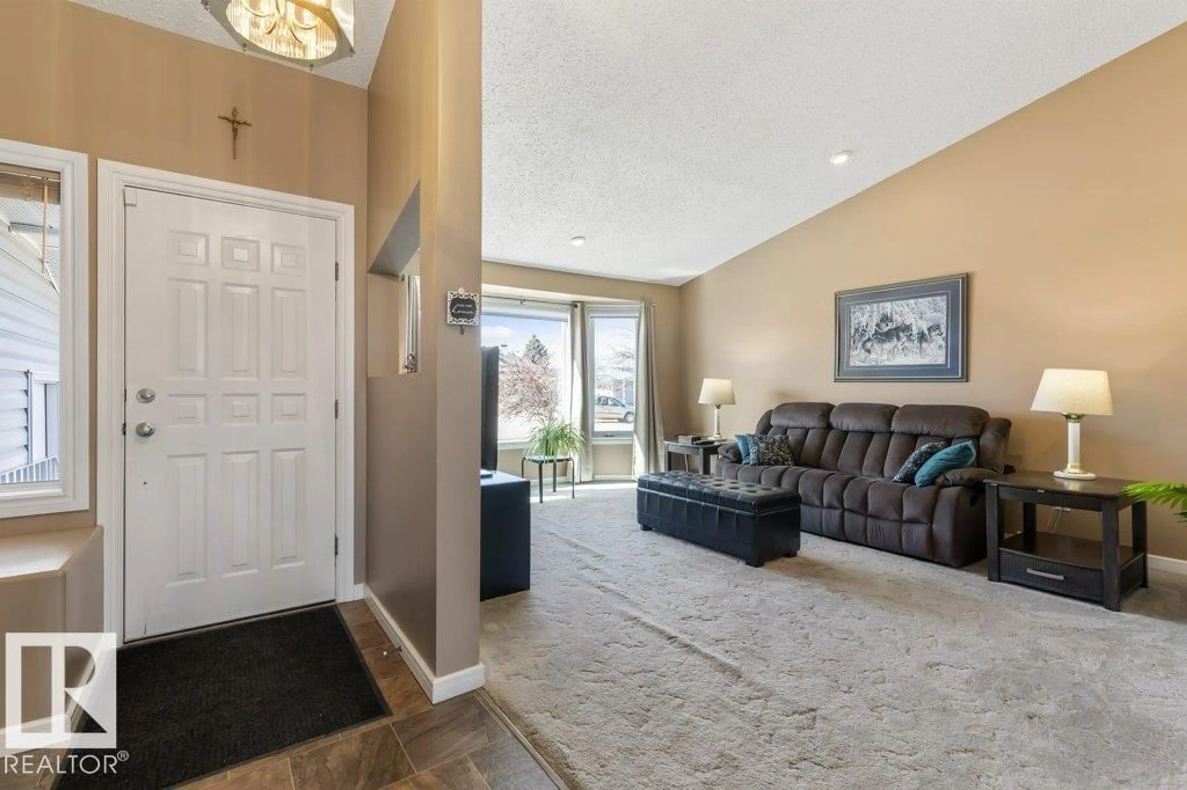 Indoor entryway for 5215 52A ST, Legal Alberta T0G1L0
