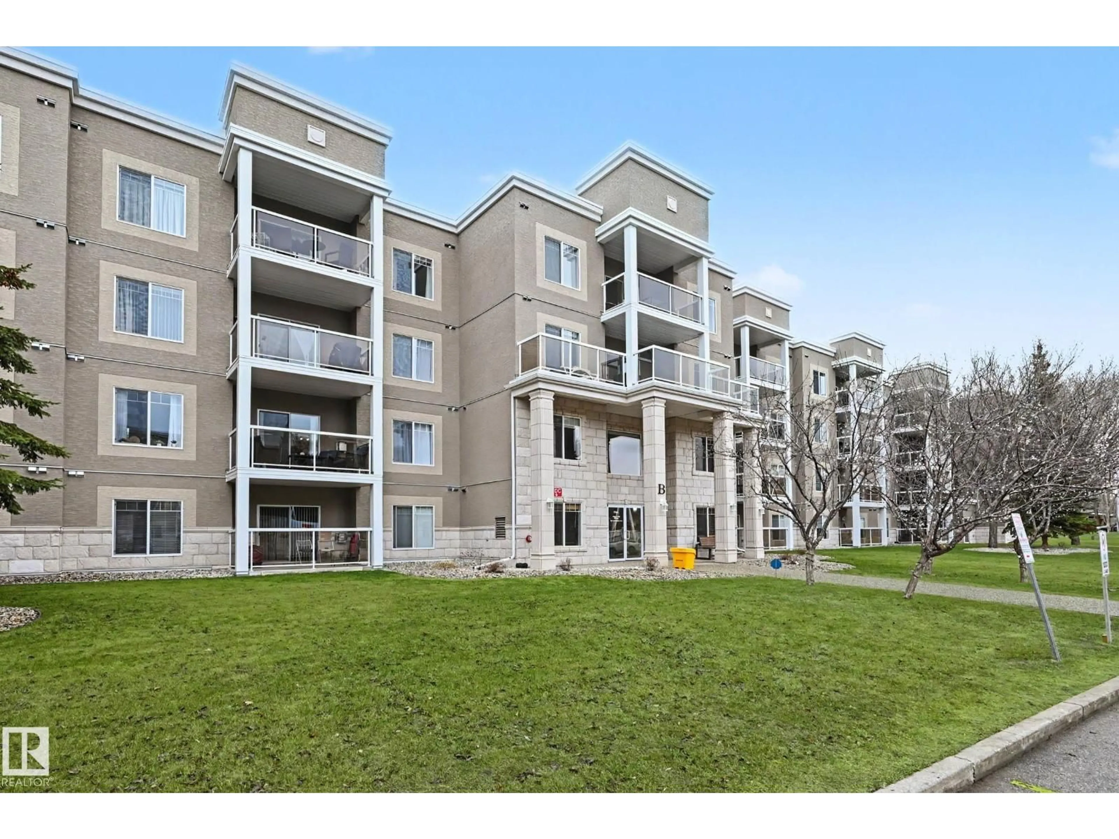 A pic from outside/outdoor area/front of a property/back of a property/a pic from drone, unknown for 78B - 148 MCKENNEY AV, St. Albert Alberta T8N7E6