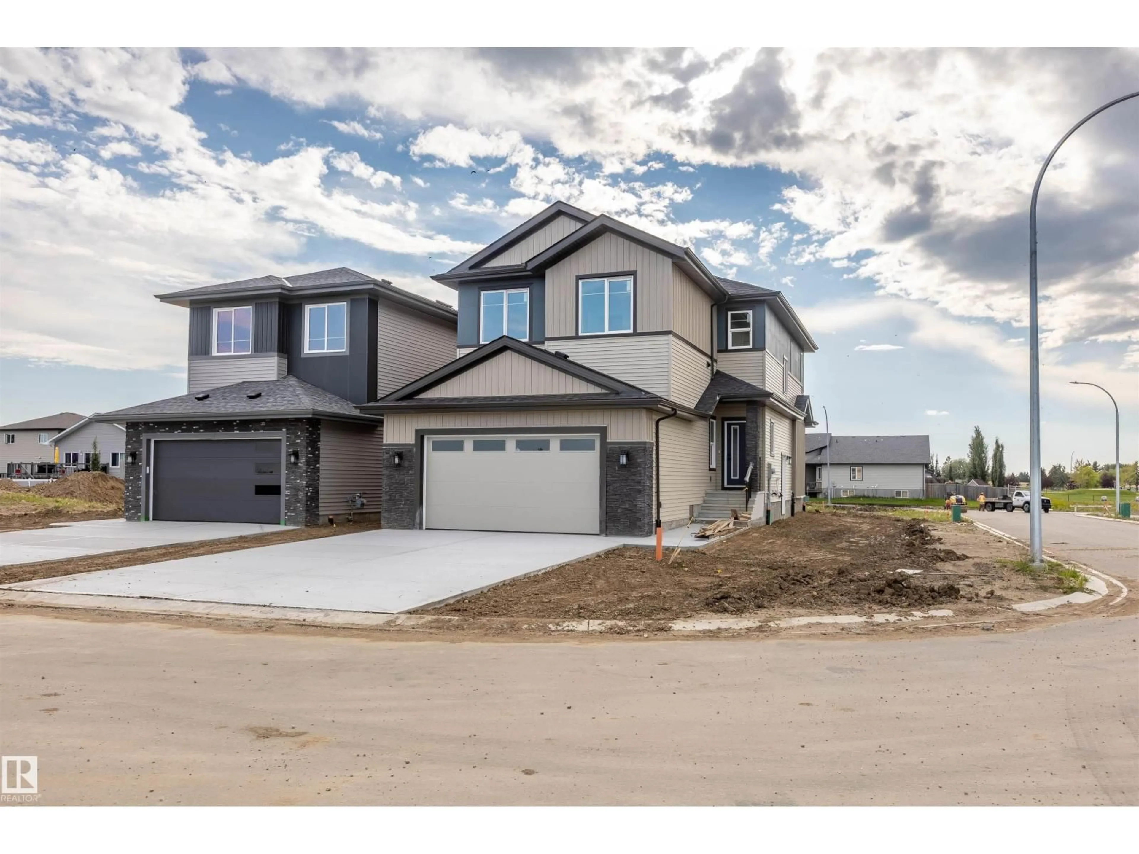 Unknown for 10462 104 ST, Morinville Alberta T8R0C9