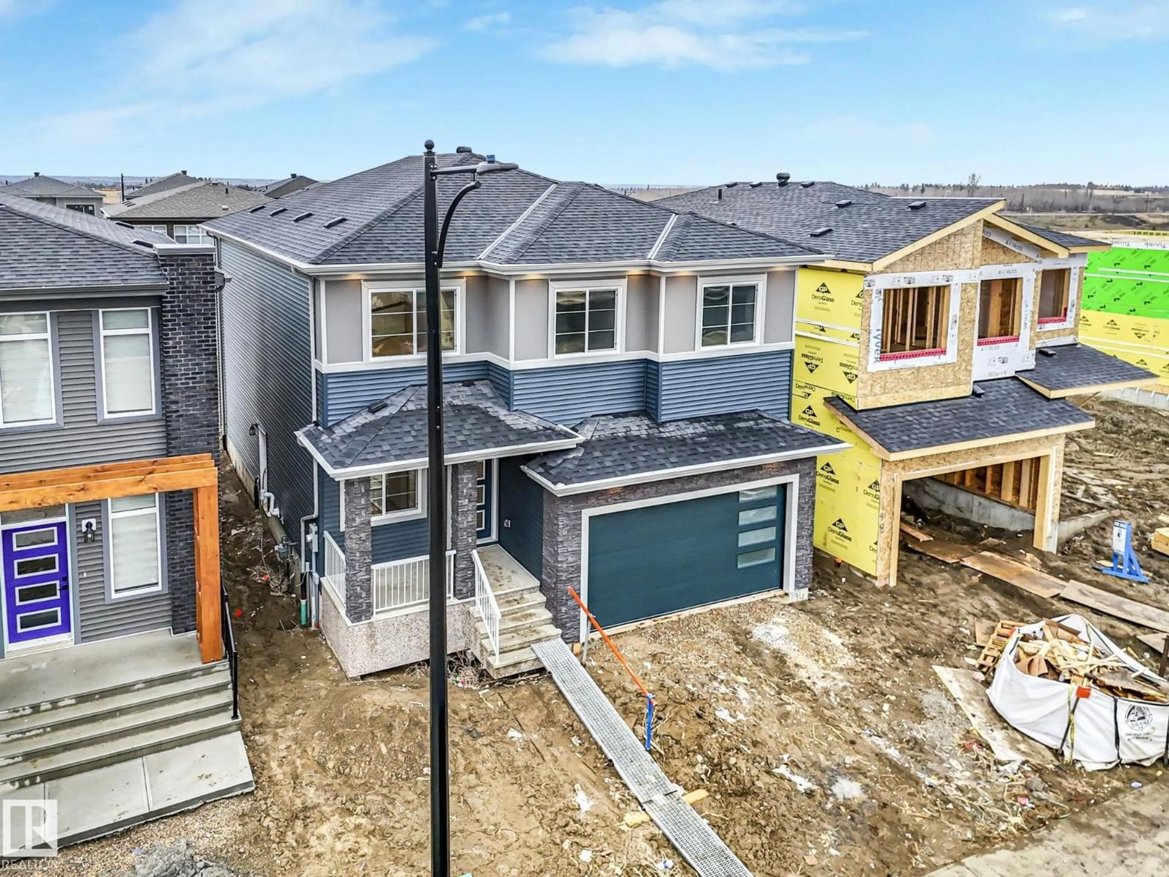 A pic from outside/outdoor area/front of a property/back of a property/a pic from drone, street for 194 CORRAL CI, Sherwood Park Alberta T8H3B9