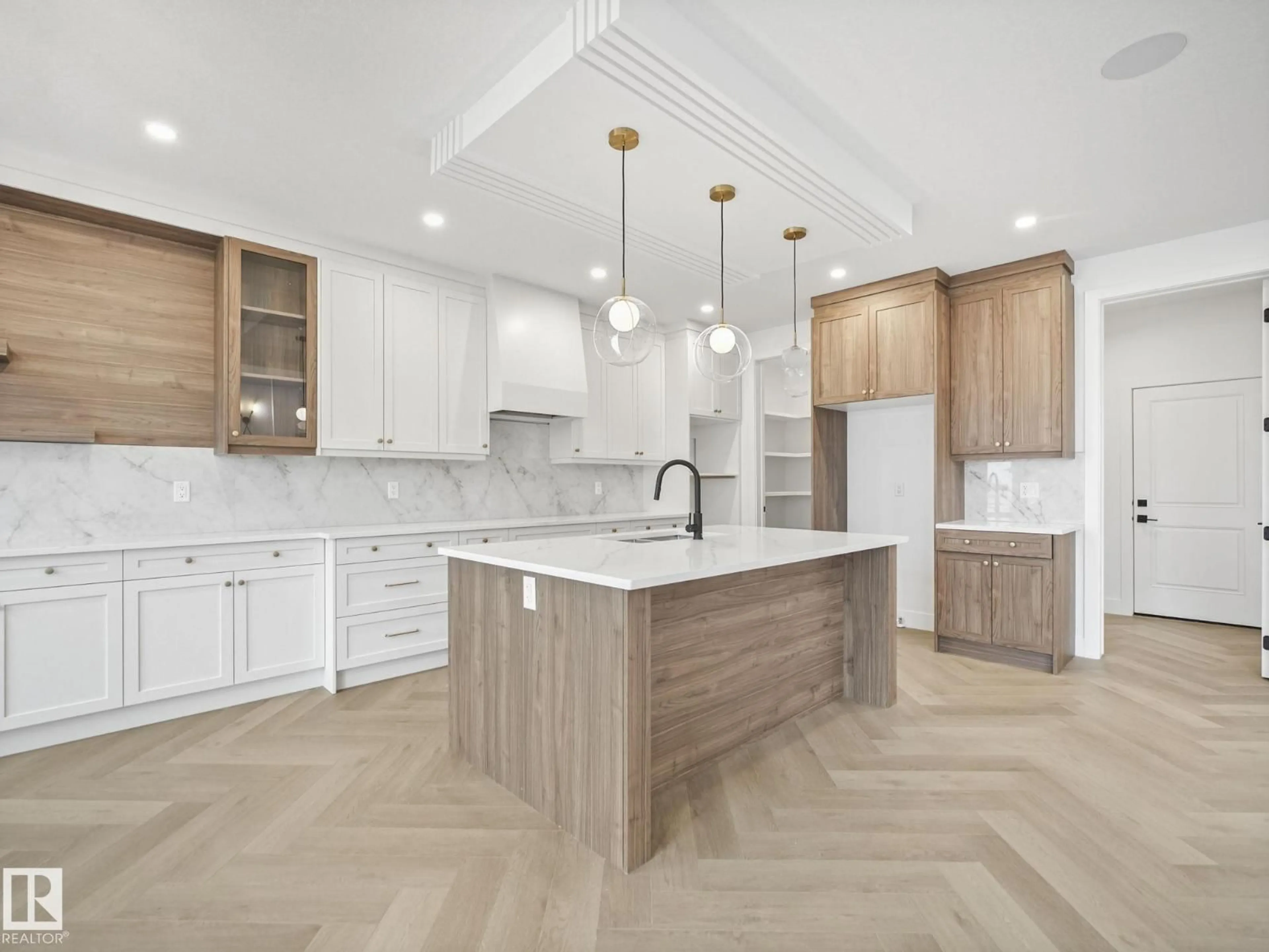 Open concept kitchen, unknown for 194 CORRAL CI, Sherwood Park Alberta T8H3B9