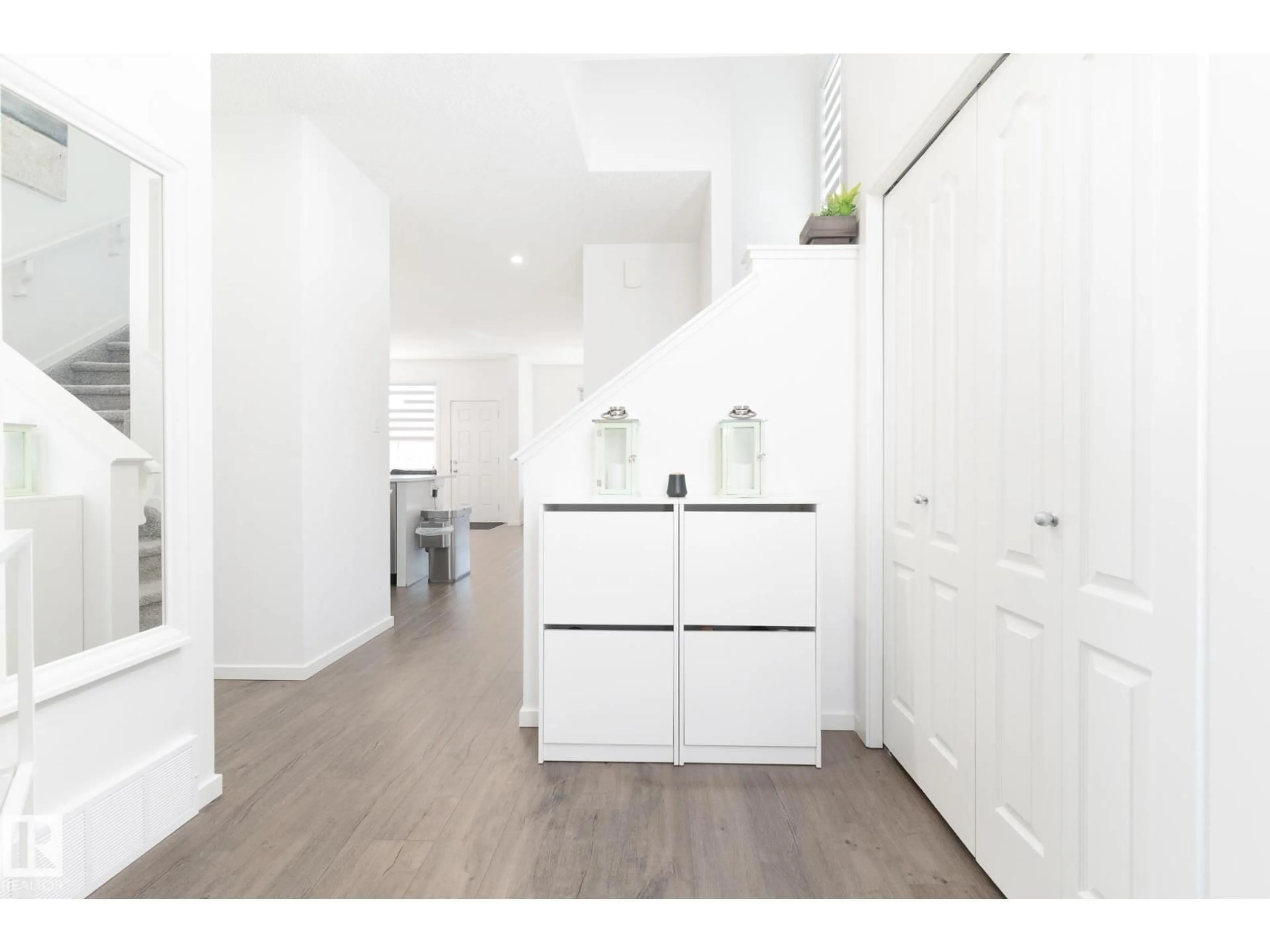 Unknown for 2126 GRAYDON HILL CR, Edmonton Alberta T6W4K6