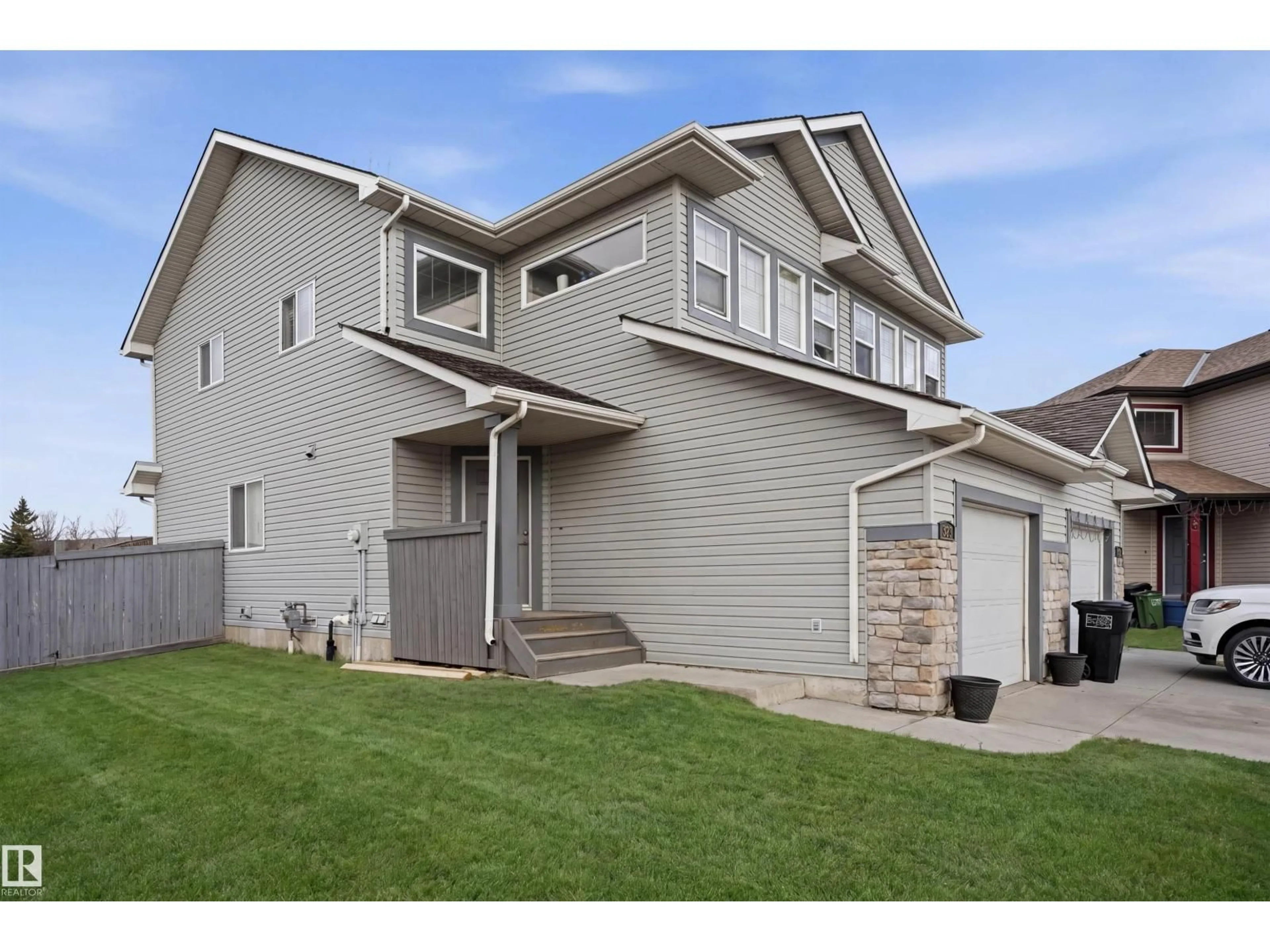 Home with vinyl exterior material, street for 3545 11 ST, Edmonton Alberta T6T0J7