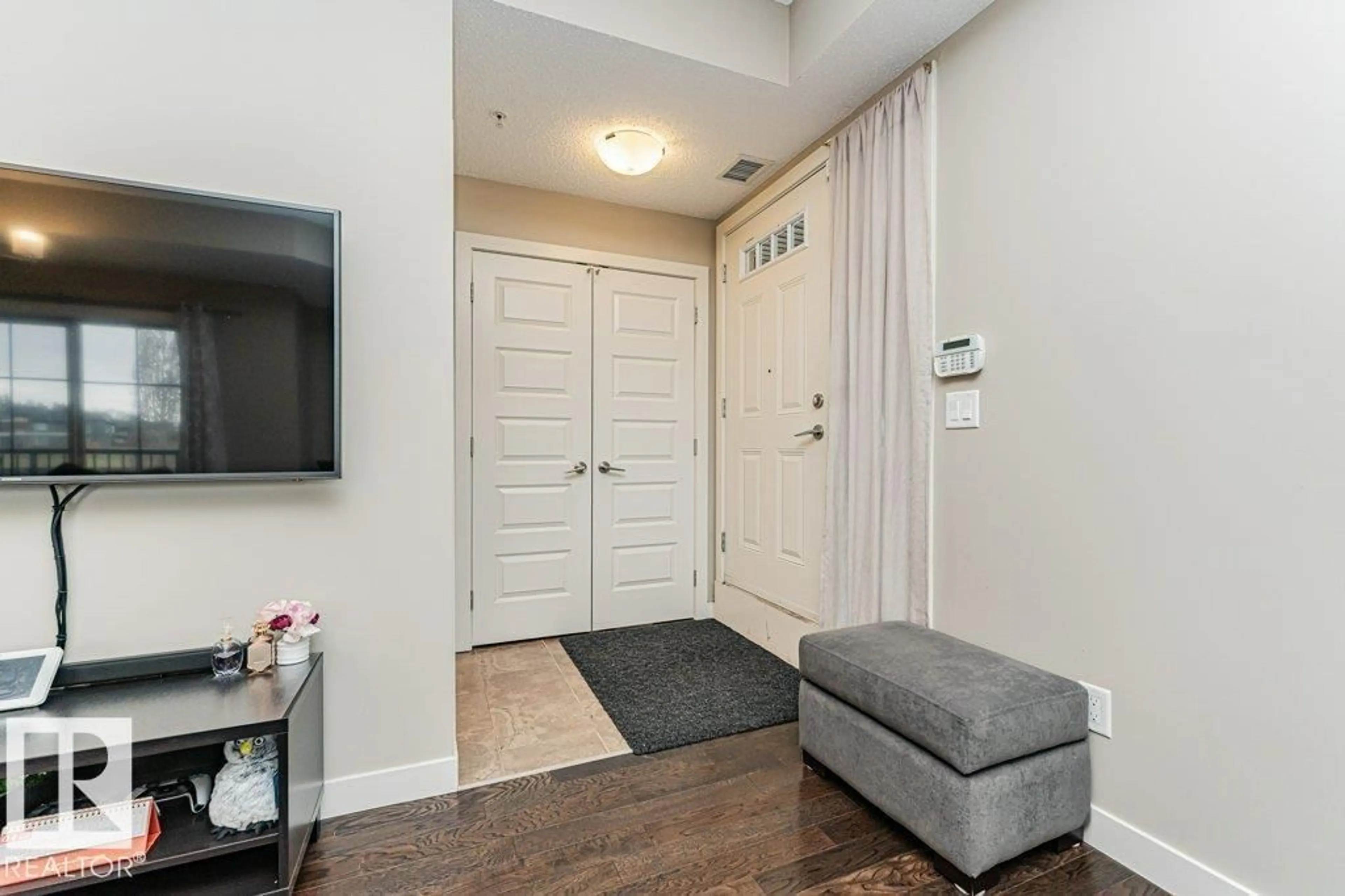 Indoor entryway for #114 - 10540 56 AV, Edmonton Alberta T6H0X7