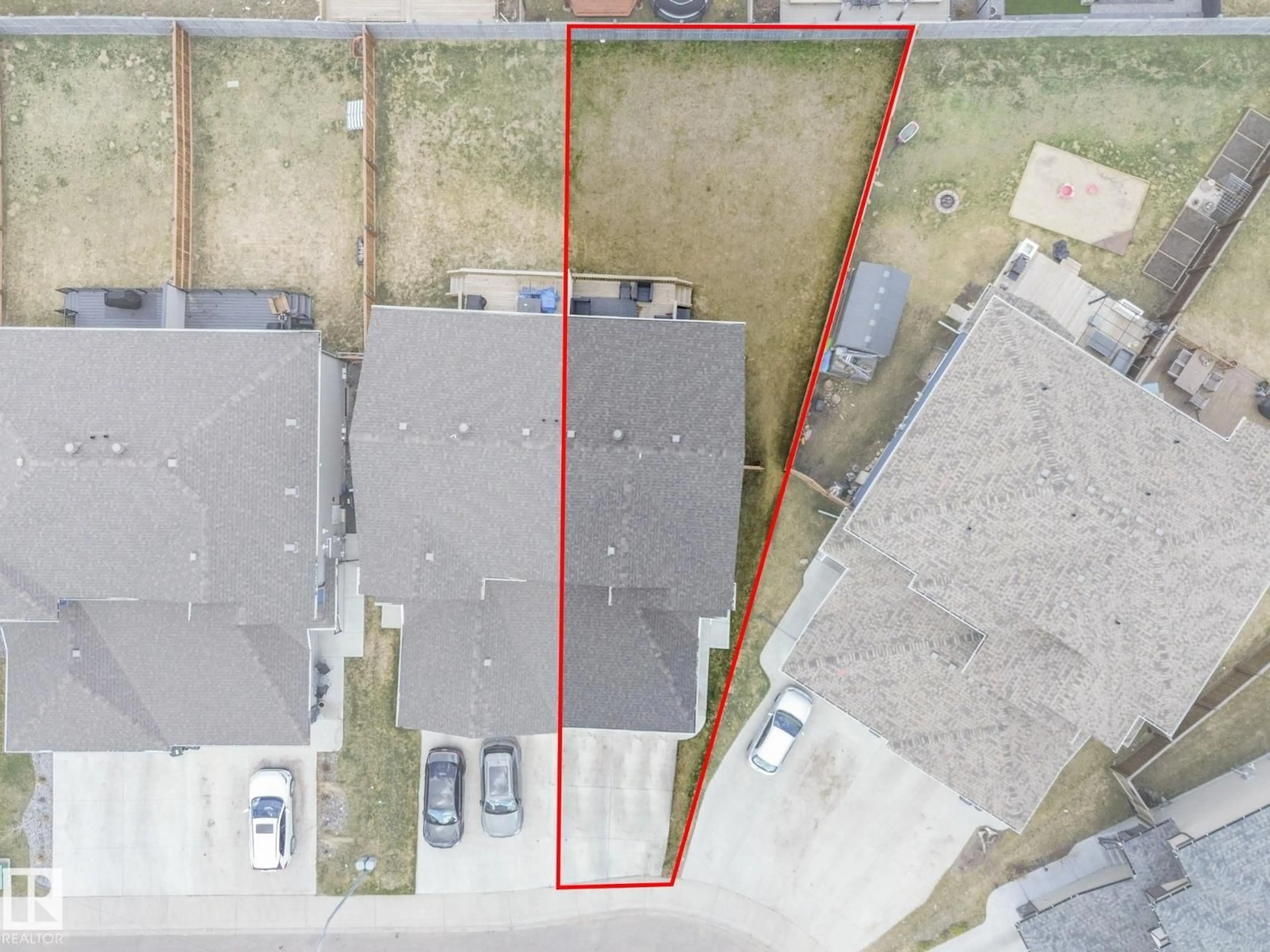 A pic from outside/outdoor area/front of a property/back of a property/a pic from drone, street for 7808 174 AV, Edmonton Alberta T5Z0P1