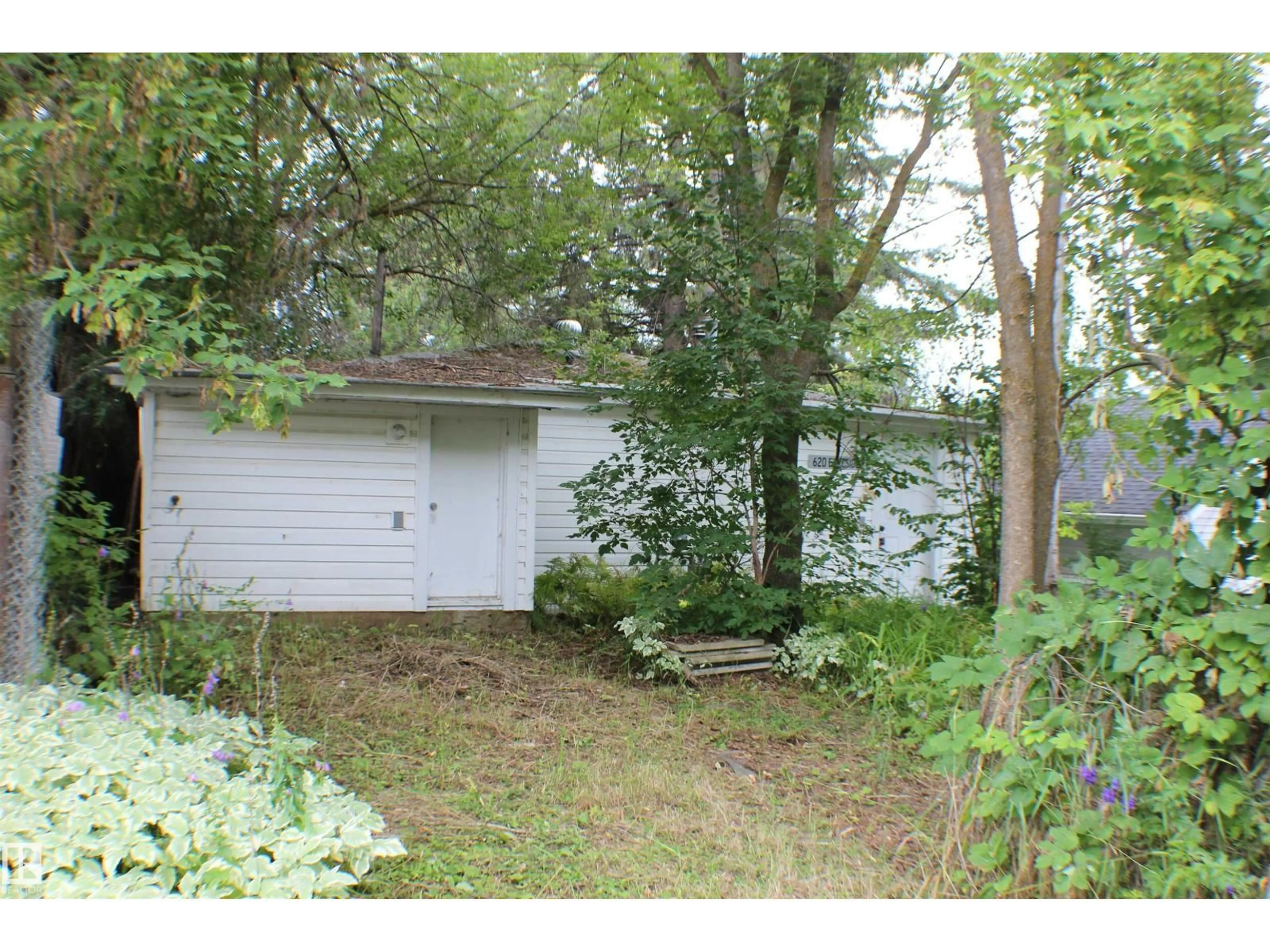 Shed for 620 LAKESIDE PT, Rural Parkland County Alberta T7Z2T5