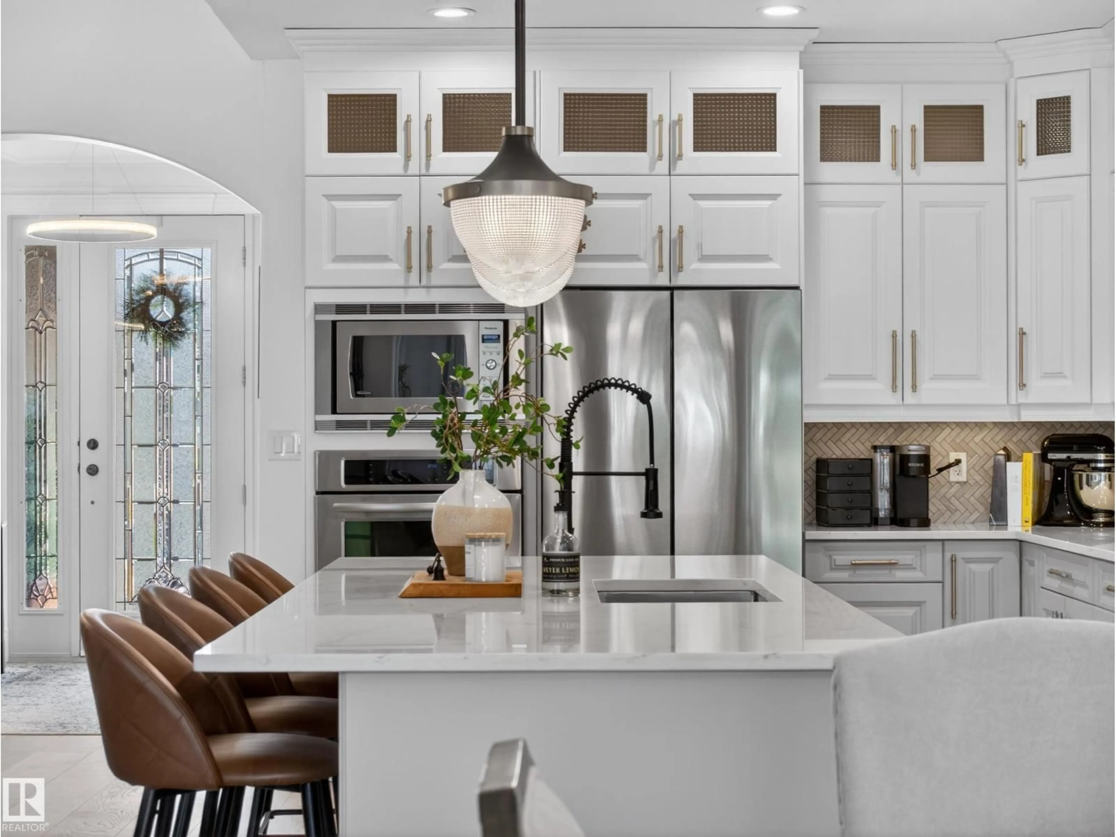 Open concept kitchen, ceramic/tile floor for #14 - 10550 ELLERSLIE RD, Edmonton Alberta T6W0Y2