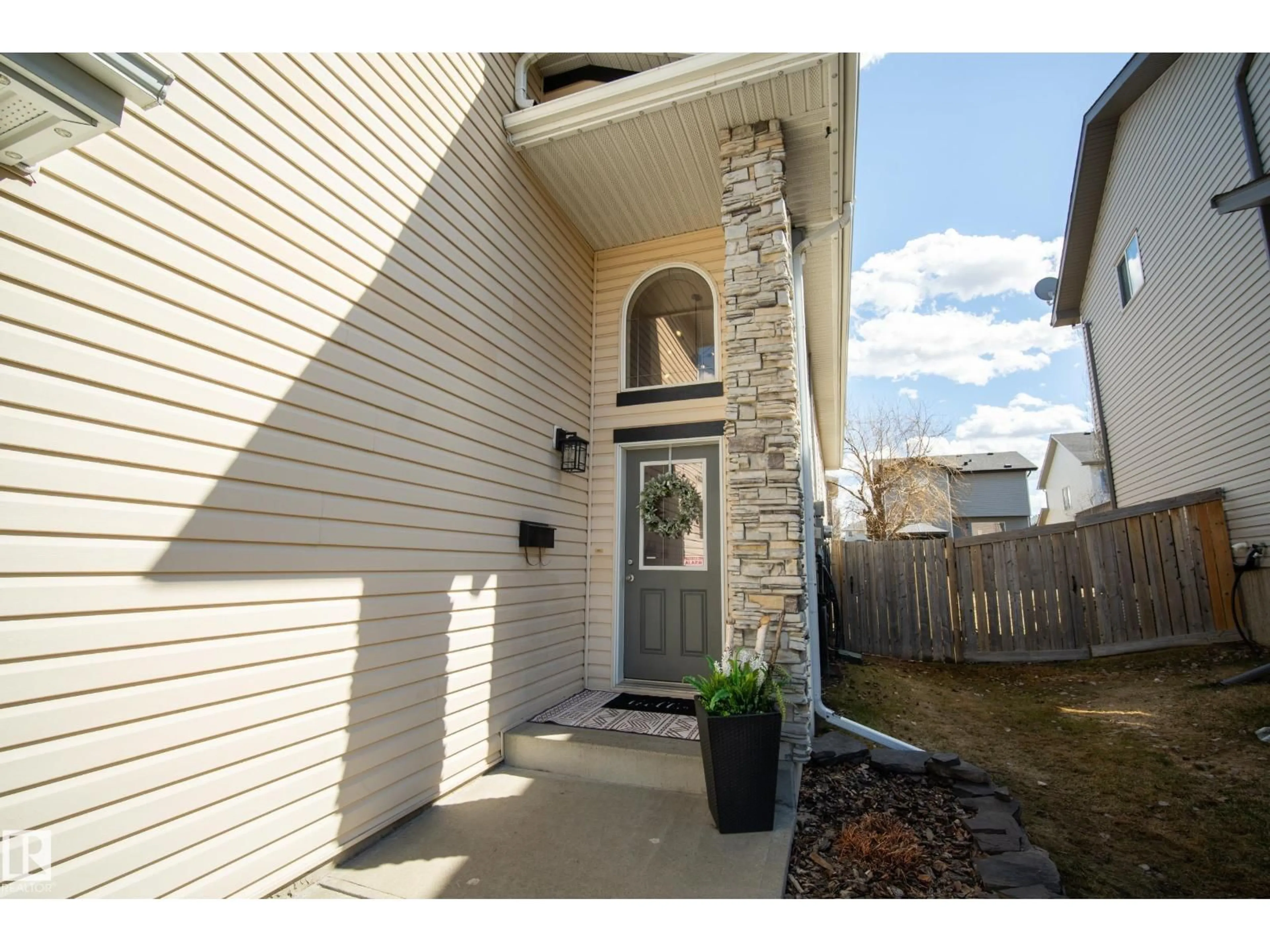 Unknown for 339 FOXBORO DR, Sherwood Park Alberta T8A1T6