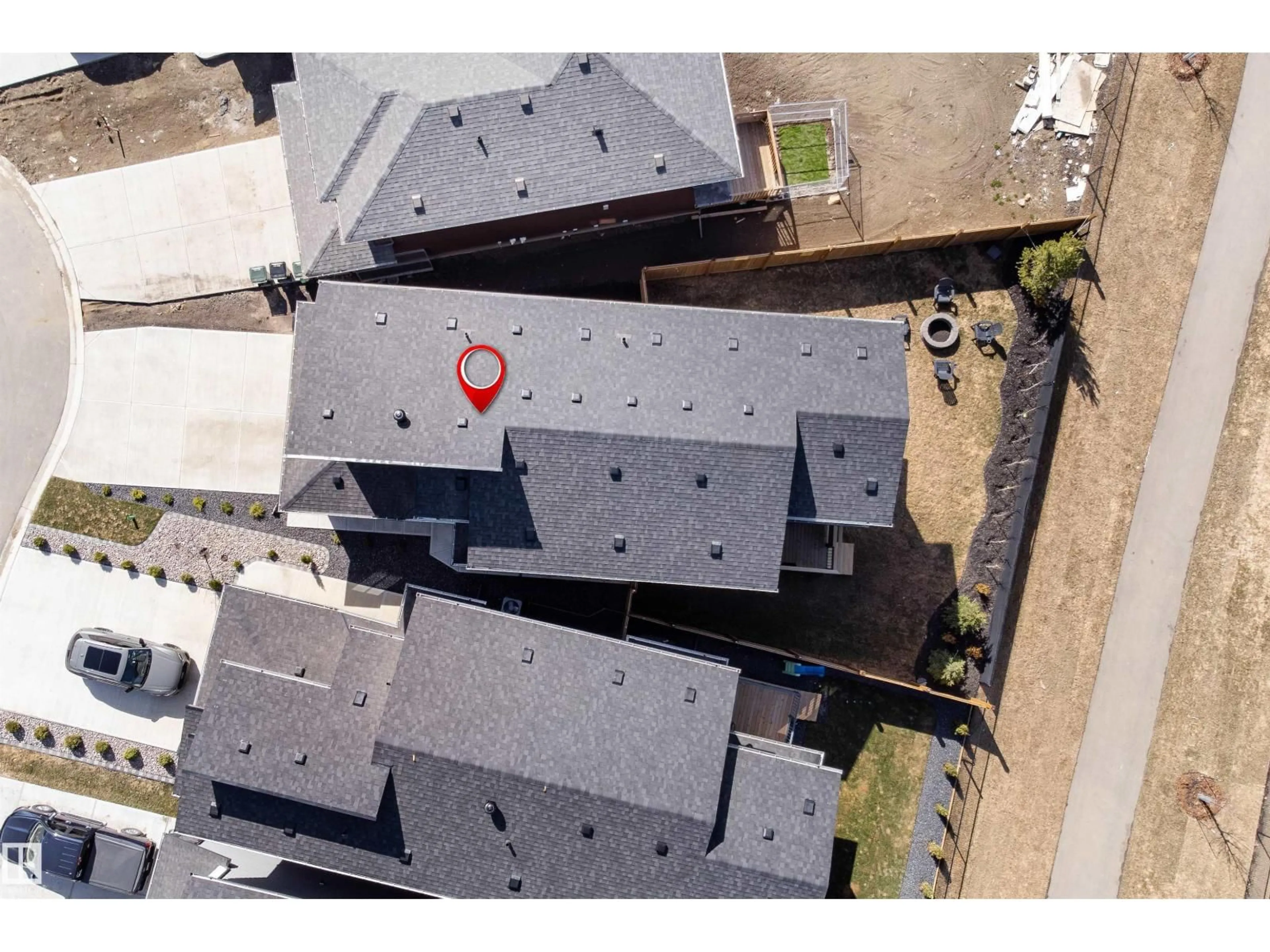 A pic from outside/outdoor area/front of a property/back of a property/a pic from drone, building for 18 KIWYCK LI, Spruce Grove Alberta T7X3G7