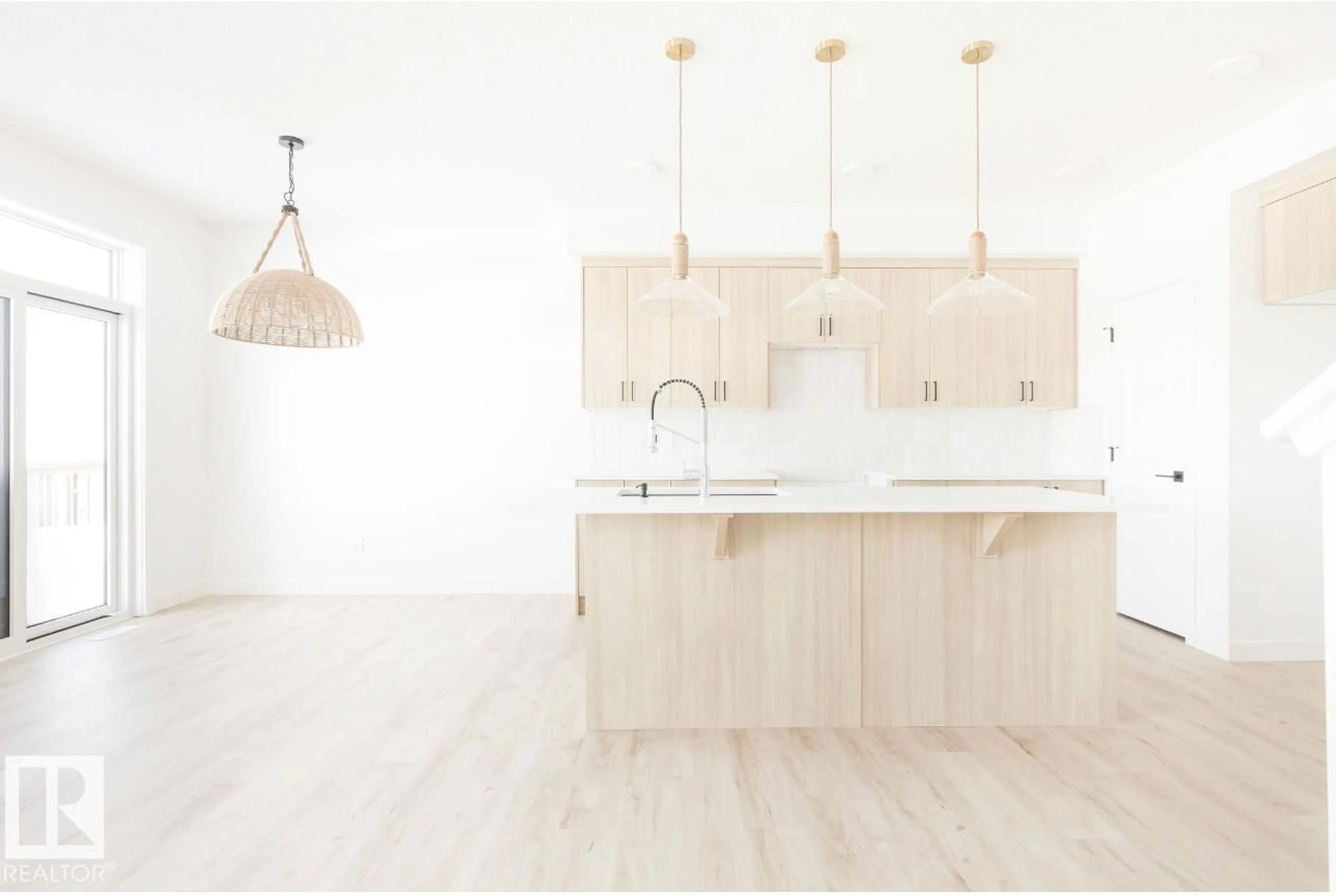 Unknown for 2634 62 ST, Edmonton Alberta X0X0X0