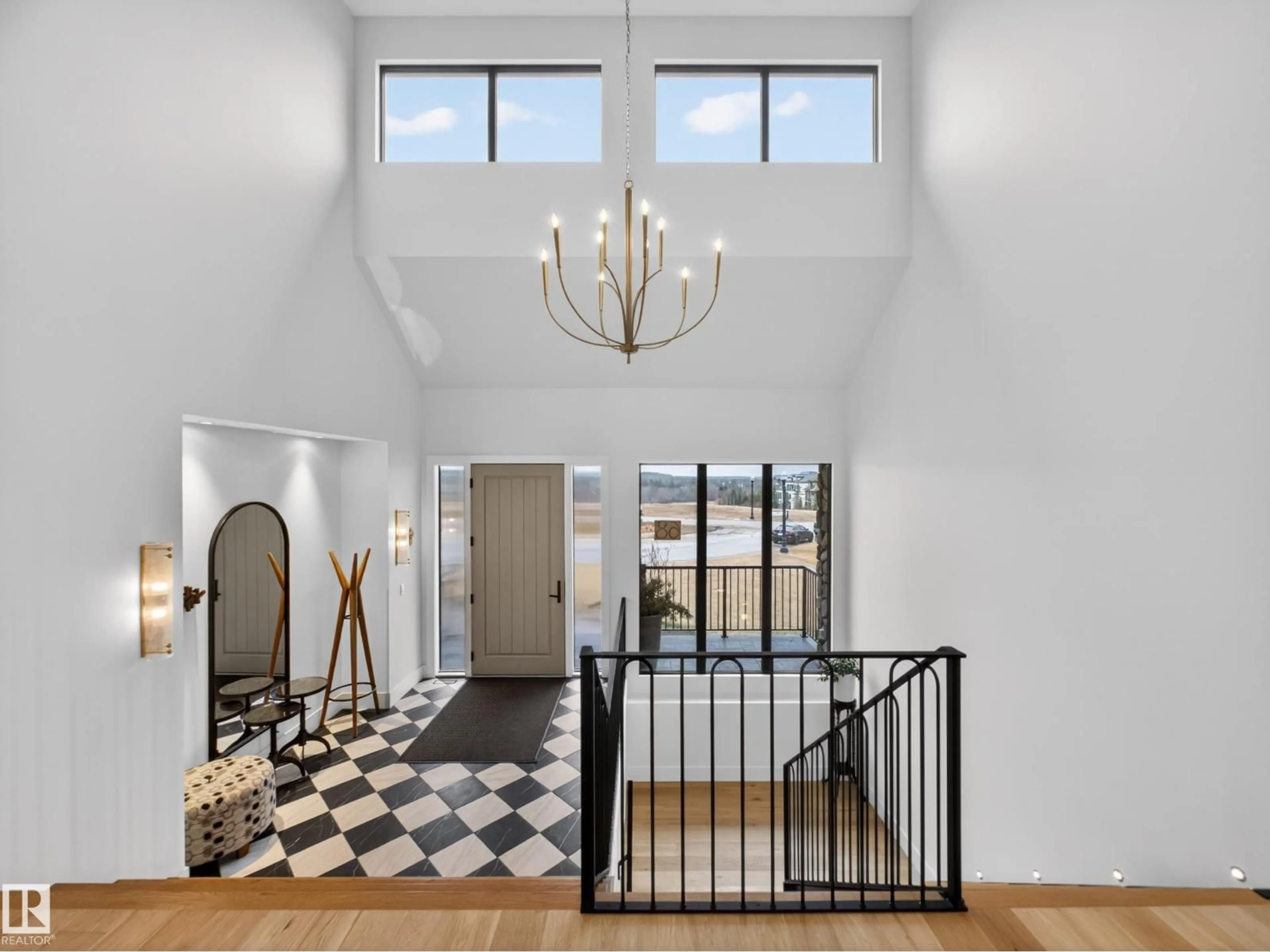 Indoor foyer for 68 54403 RGE ROAD 251, Rural Sturgeon County Alberta T5T0B5
