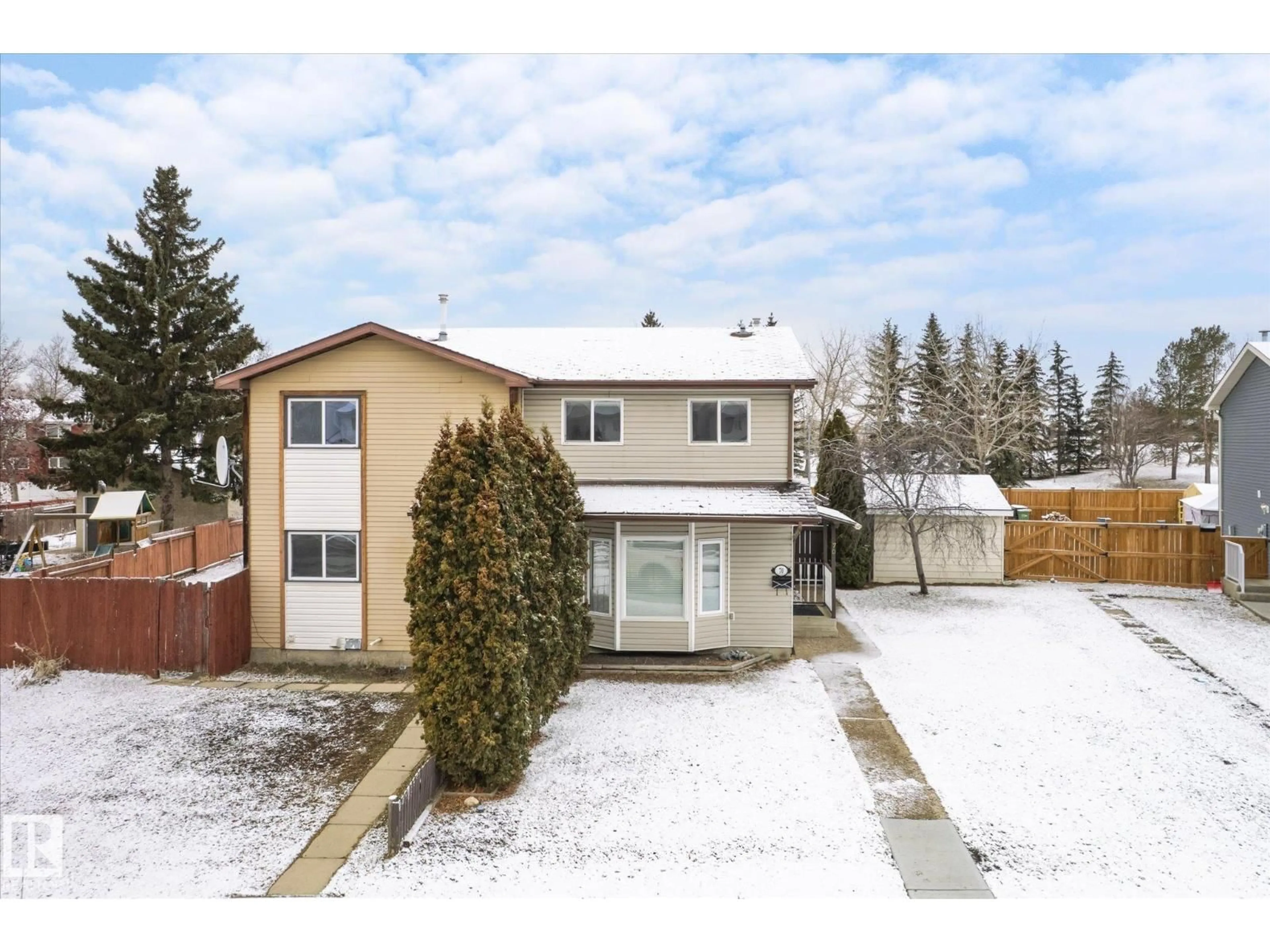 Unknown for 70 STIRLING RD, Edmonton Alberta T5X4C3