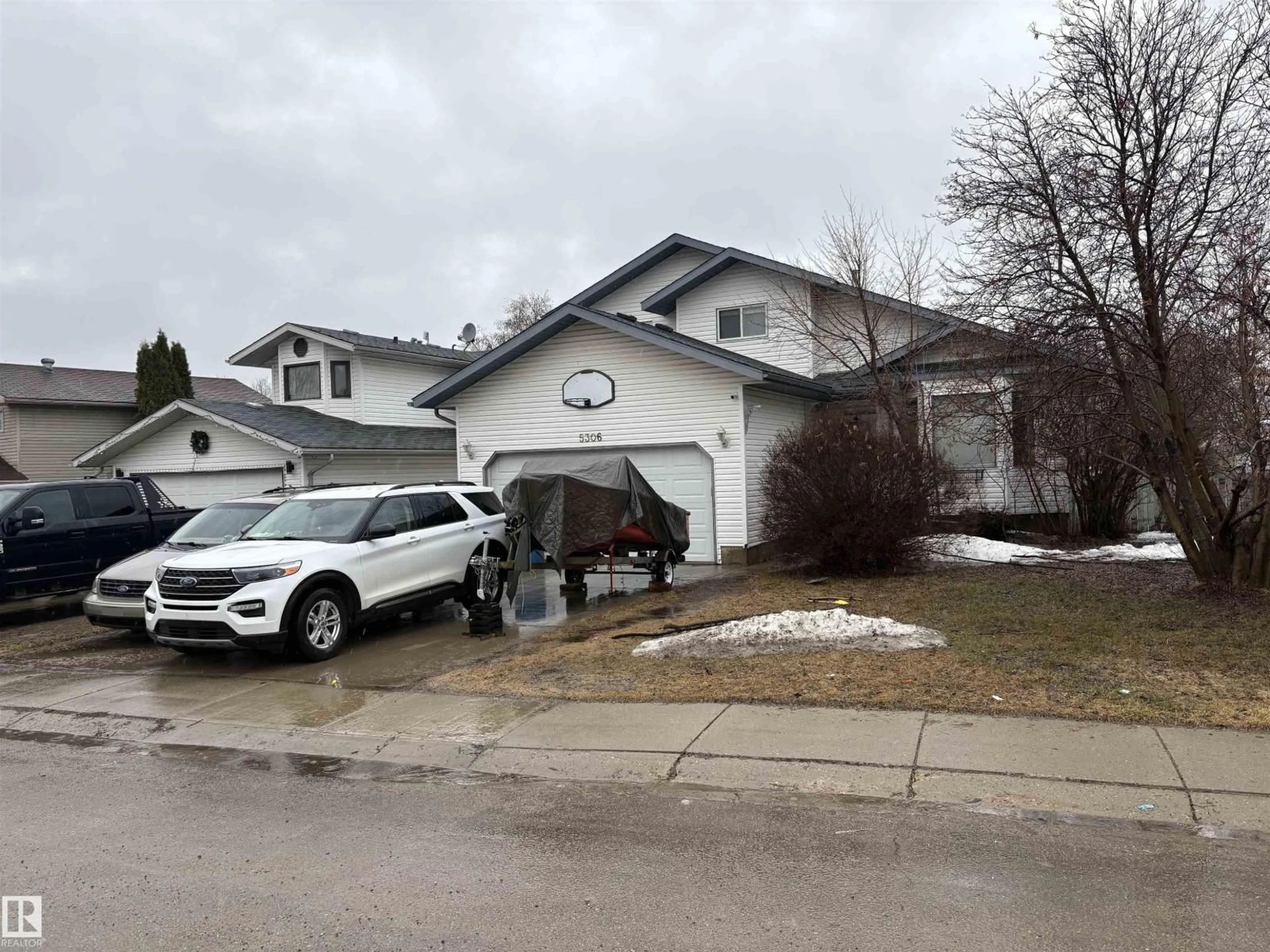 Unknown for 5306 44 ST, Cold Lake Alberta T9M2B4