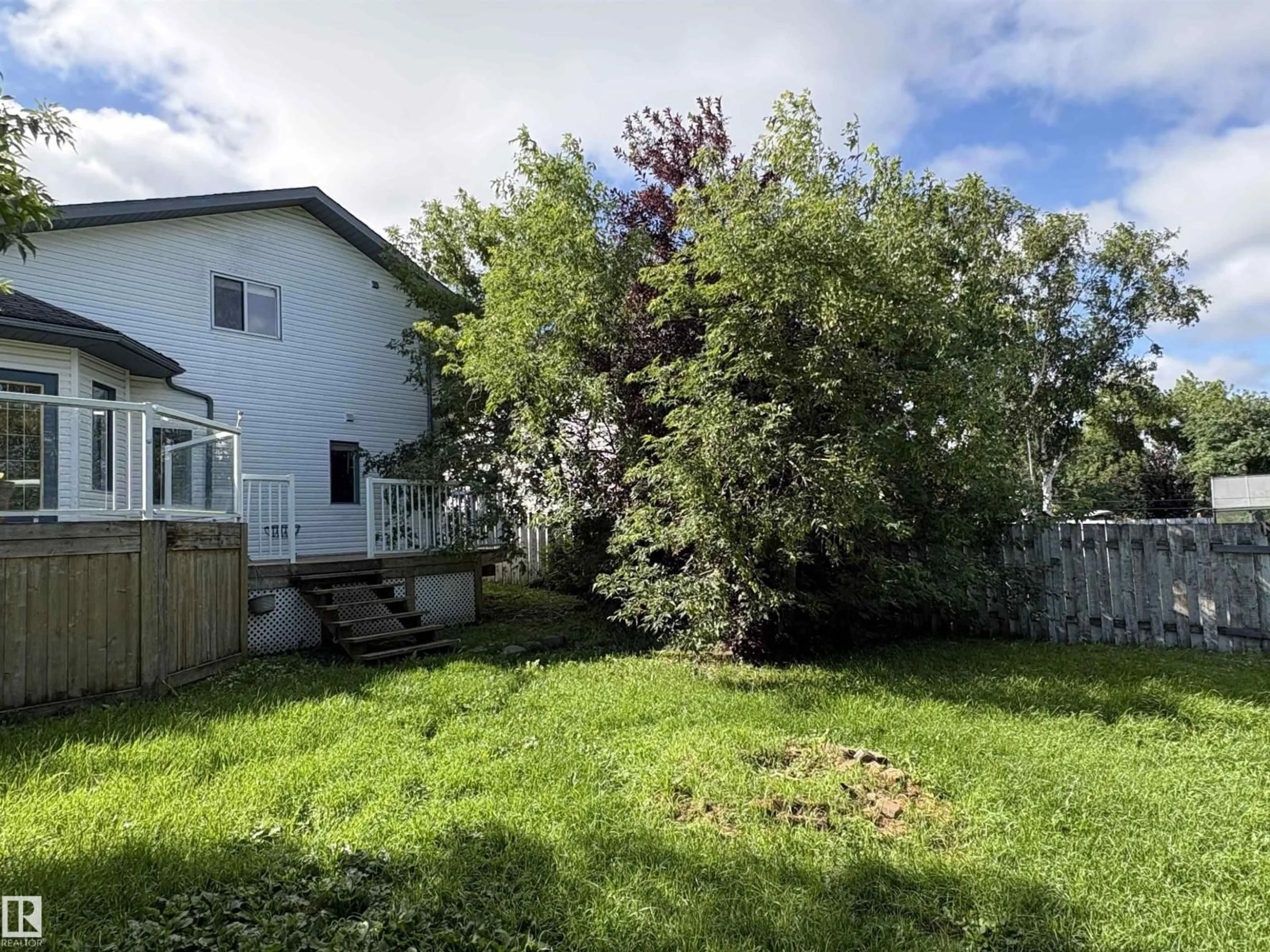 A pic from outside/outdoor area/front of a property/back of a property/a pic from drone, unknown for 5306 44 ST, Cold Lake Alberta T9M2B4