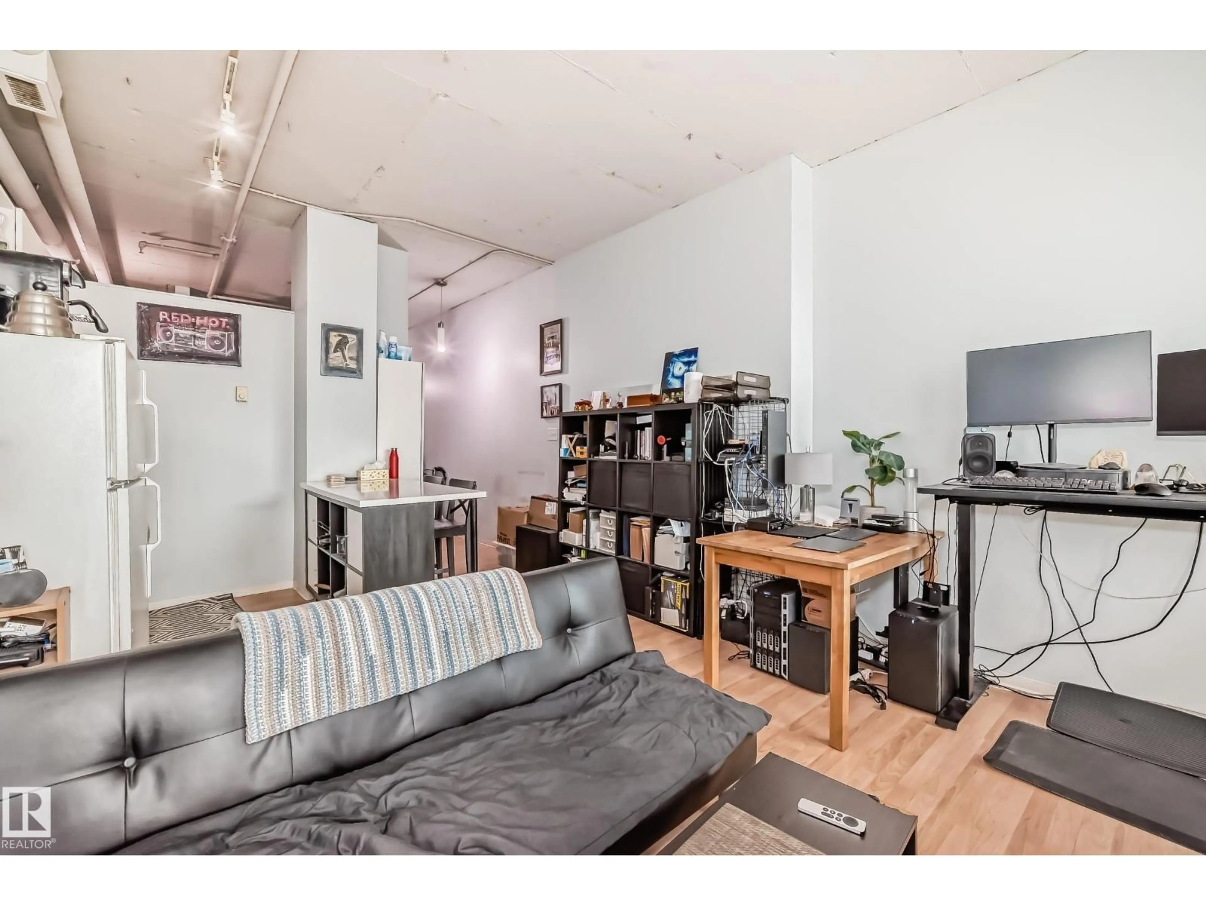 A pic of a room for 10024 - 1207 JASPER AV, Edmonton Alberta T5J1R9