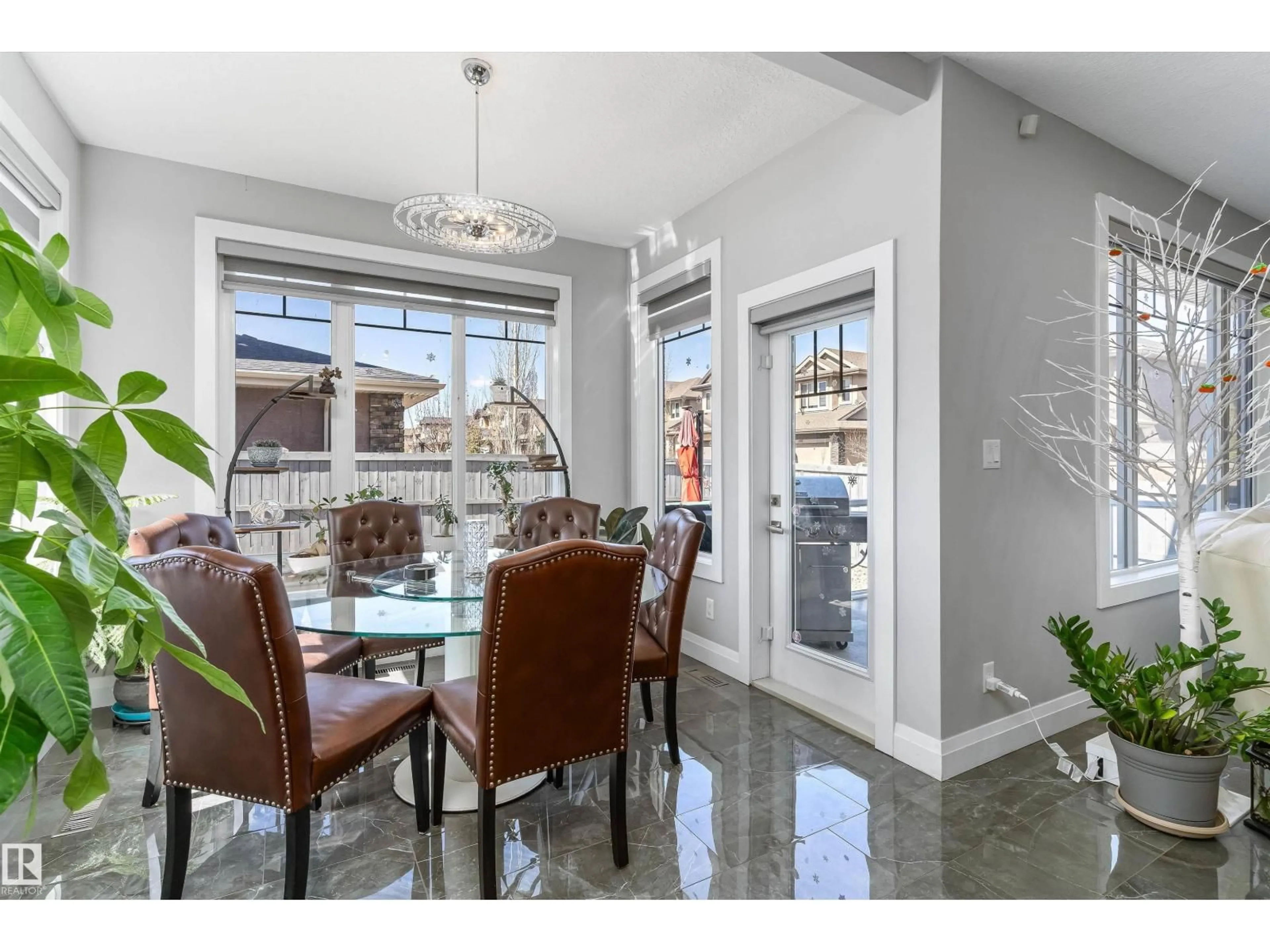 Dining room, ceramic/tile floor for NW - 18096 89 ST, Edmonton Alberta T5Z0J5