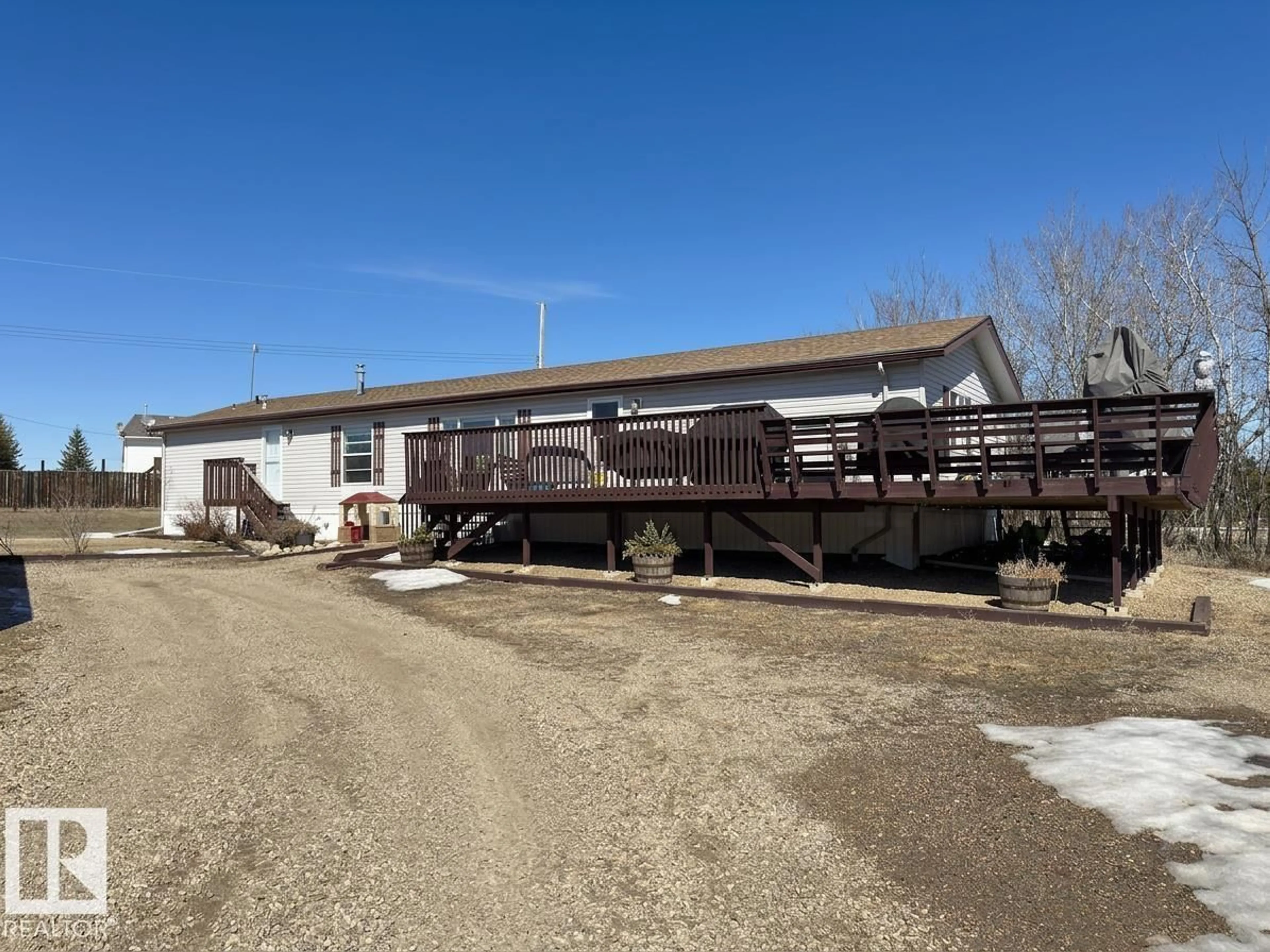 A pic from outside/outdoor area/front of a property/back of a property/a pic from drone, building for 4703 51 AV, La Corey Alberta T0A2E0