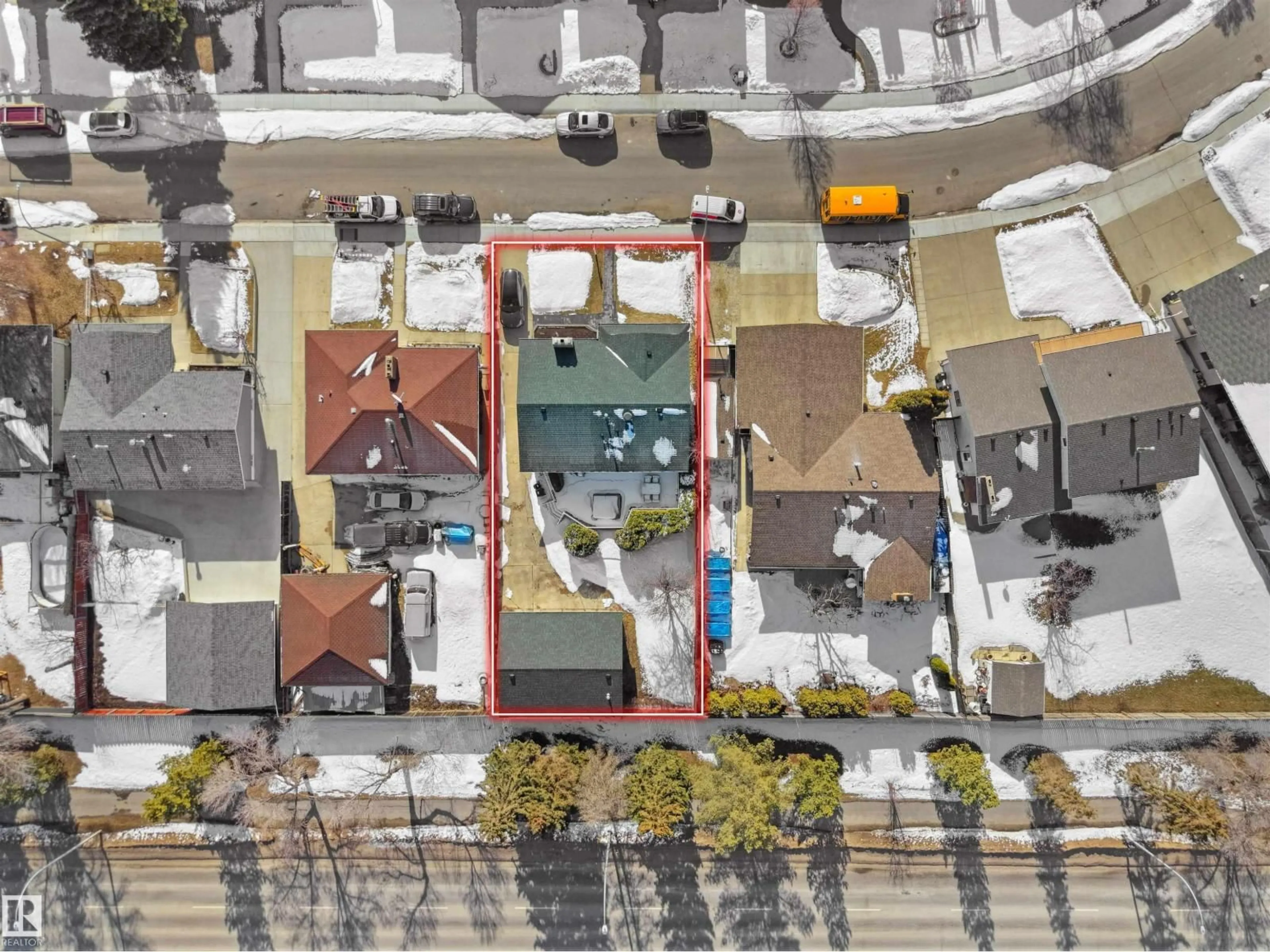 A pic from outside/outdoor area/front of a property/back of a property/a pic from drone, street for 11044 166 AV, Edmonton Alberta T5X1Y3