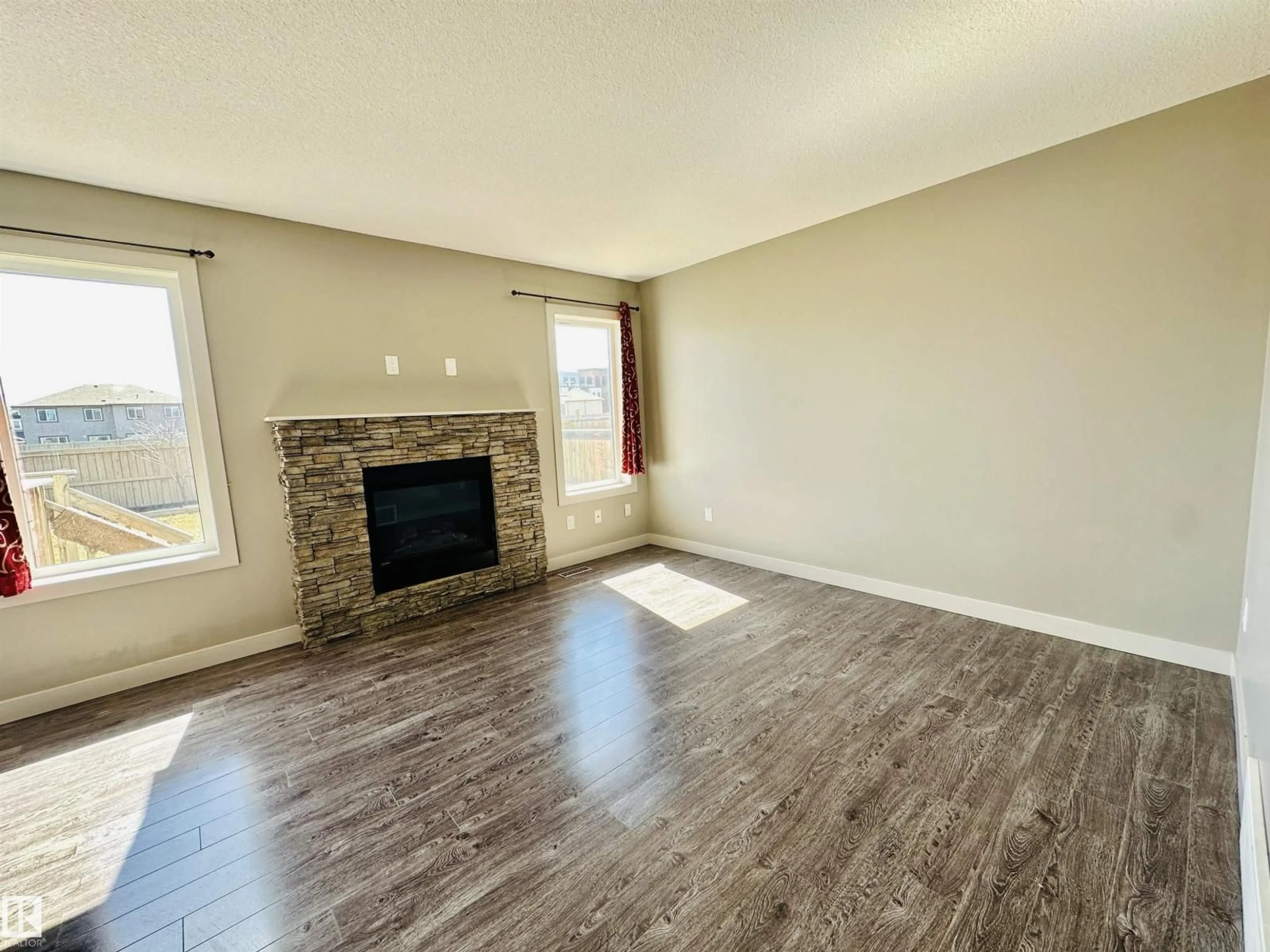 A pic of a room for 1655 HAMMOND CR, Edmonton Alberta T6M0L8
